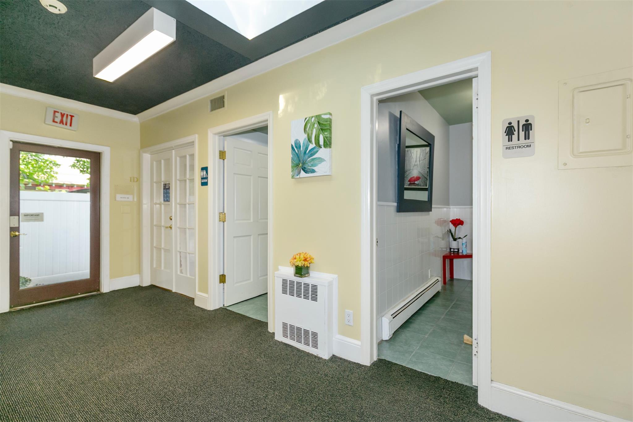 #5 photo, 293 Castle Avenue, ナッソー郡 Westbury , NY 11590