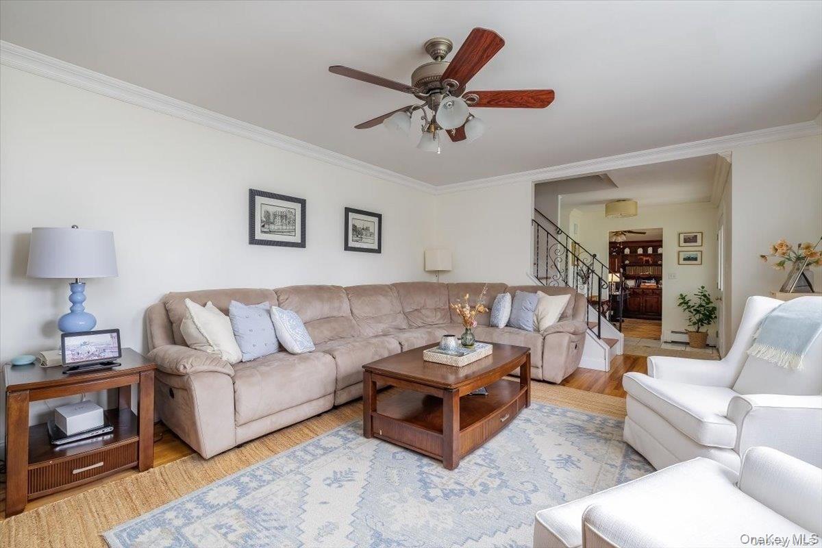 #3 photo, 44 Frazer Drive, サフォーク郡 Greenlawn , NY 11740