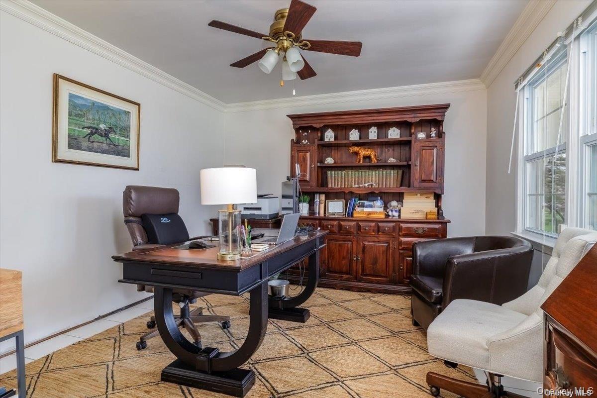 #7 photo, 44 Frazer Drive, サフォーク郡 Greenlawn , NY 11740