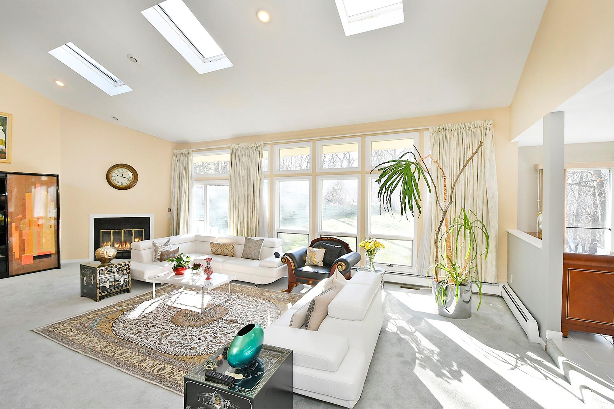 #12 photo, 12 Deanna Court, サフォーク郡 Dix Hills , NY 11746