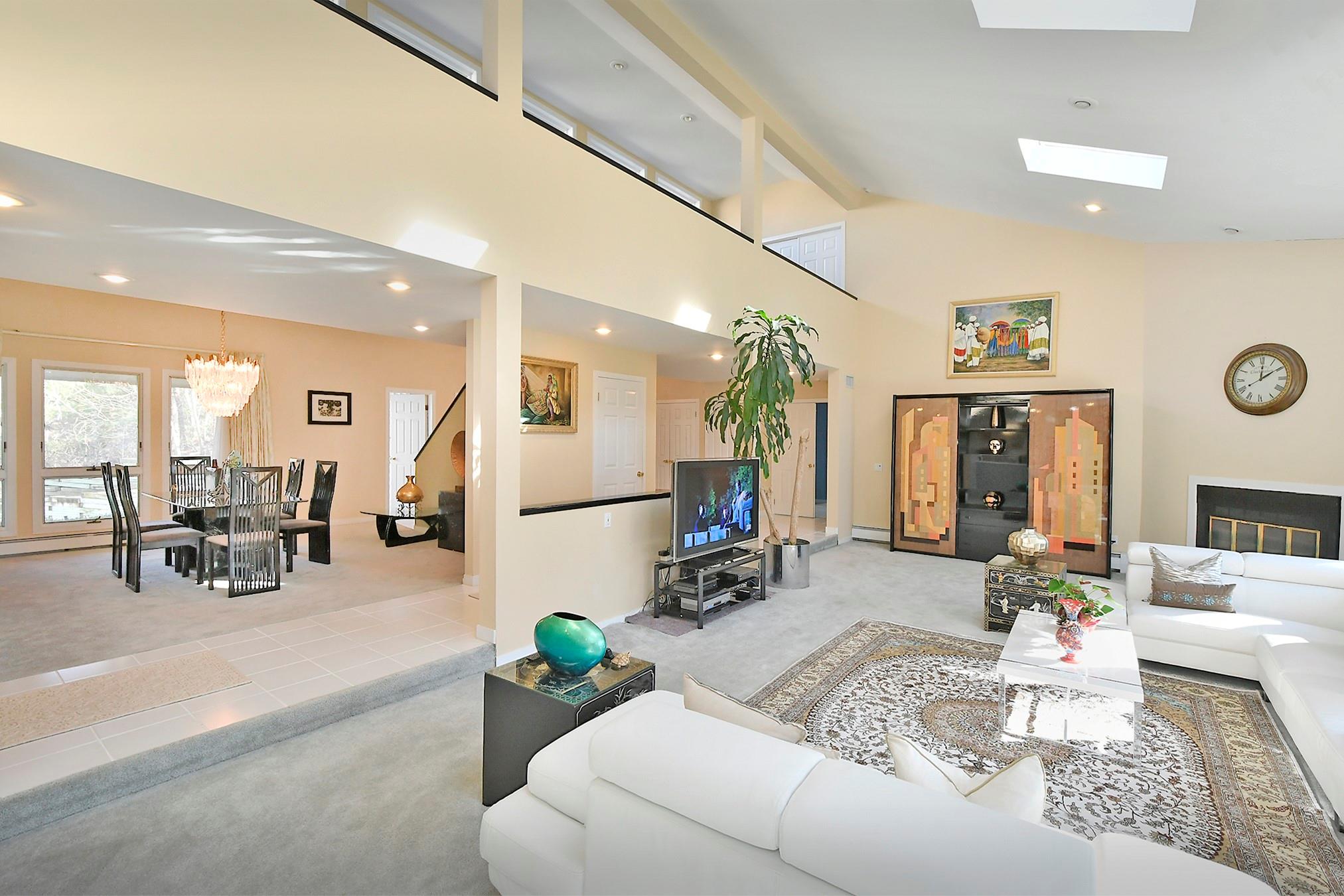 #16 photo, 12 Deanna Court, サフォーク郡 Dix Hills , NY 11746