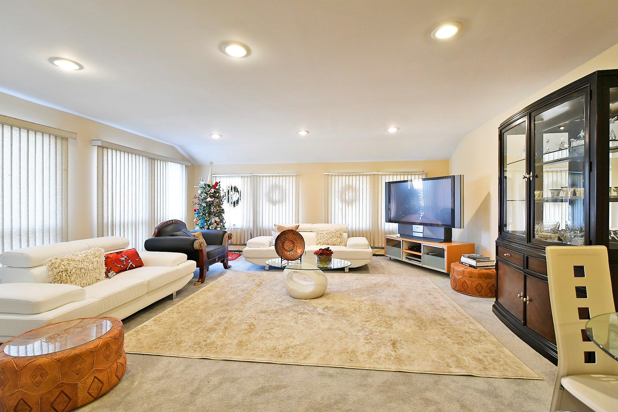 #19 photo, 12 Deanna Court, サフォーク郡 Dix Hills , NY 11746