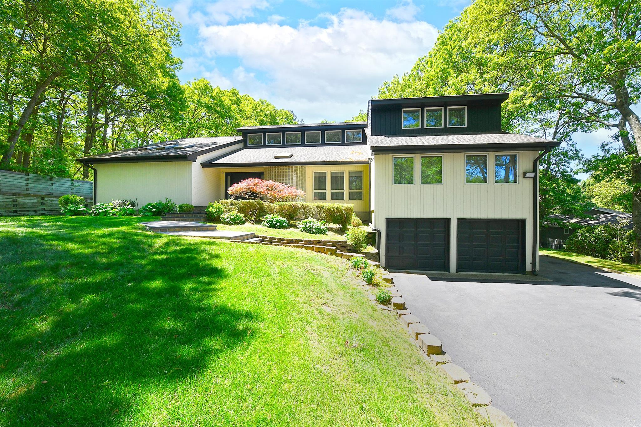 #2 photo, 12 Deanna Court, サフォーク郡 Dix Hills , NY 11746