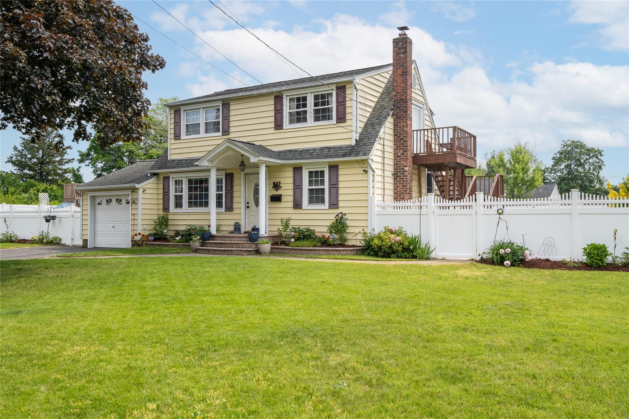 #1 photo, 1547 Lincoln Boulevard, Bay Shore , NY 11706