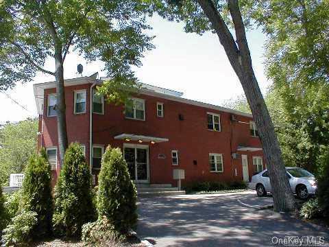 #1 photo, 488 Browns Road, 东长岛 Nesconset , NY 11767