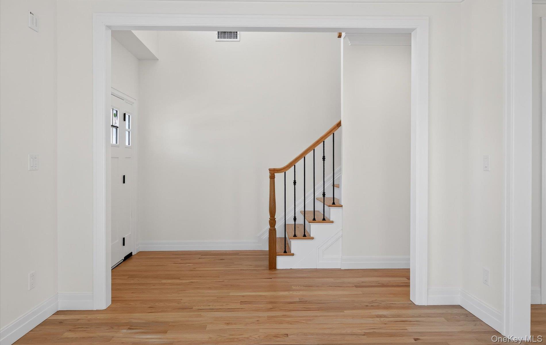 #3 photo, 1116 Washington Place, ナッソー郡 Baldwin Harbor , NY 11510