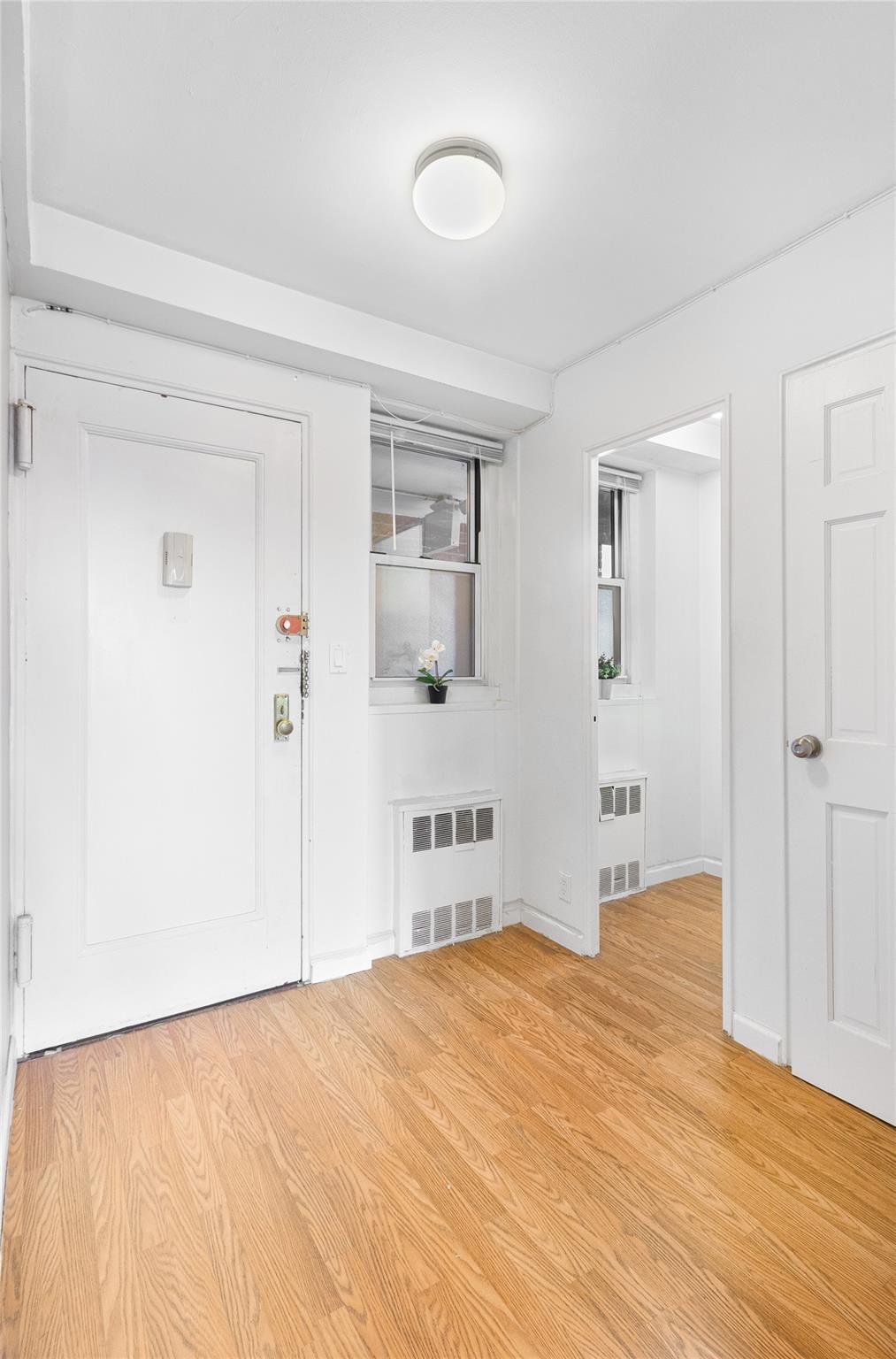 #6 photo, 35-11 85th Street, クイーンズ区 Jackson Heights , NY 11372