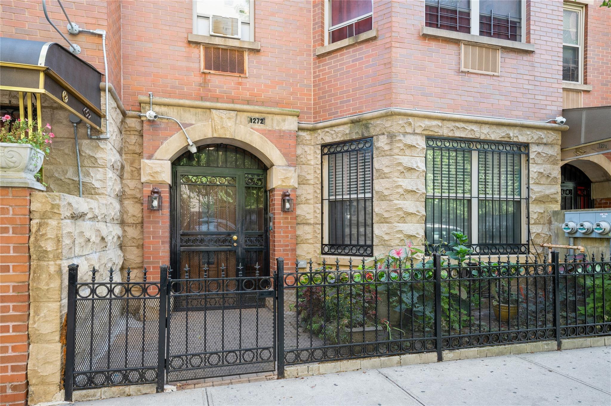 #1 photo, 1272 Grant Avenue, Bronx , NY 10456