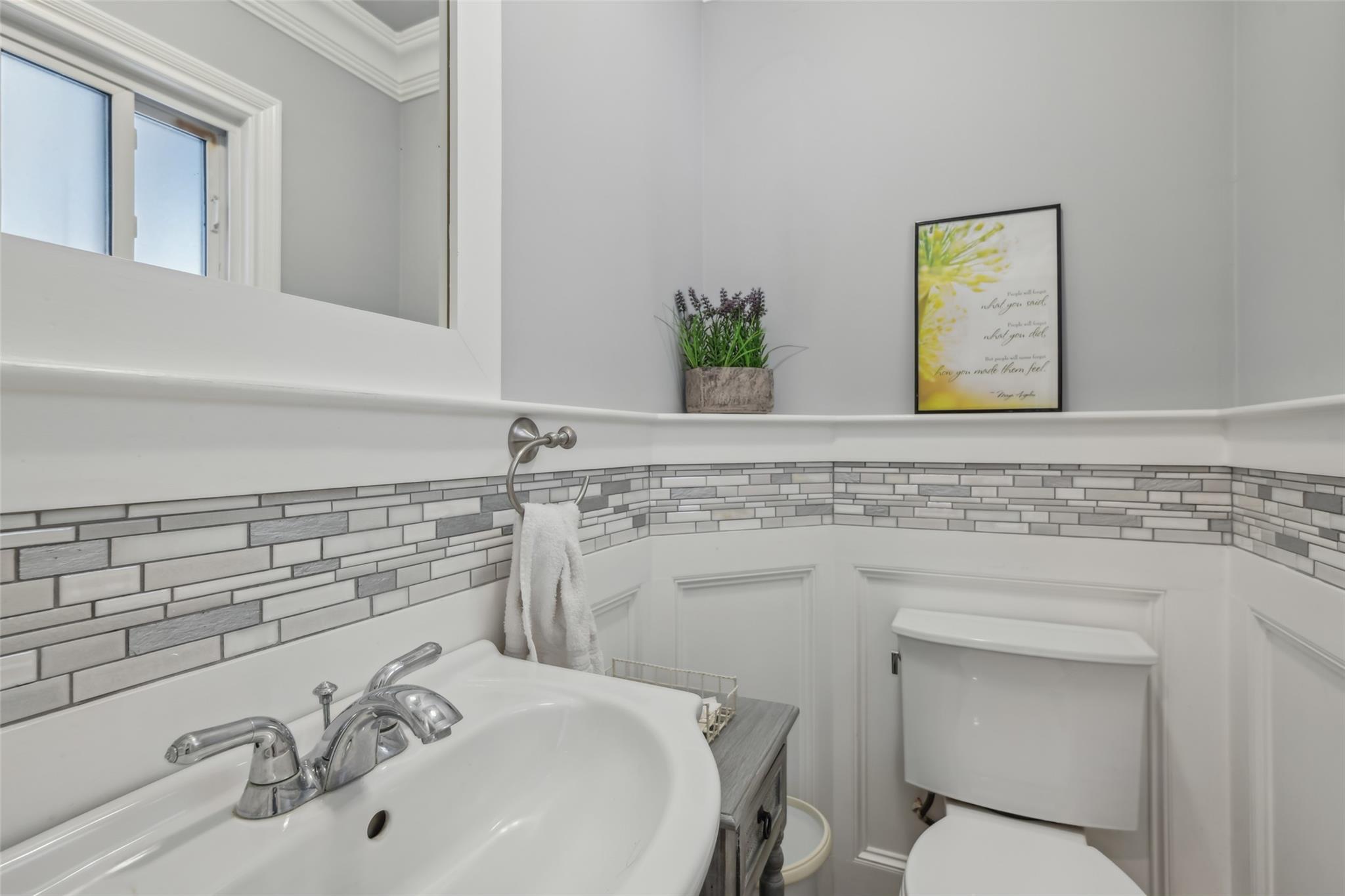 #16 photo, 26 Wilson Street, سوفولك Port Jefferson Station , NY 11776