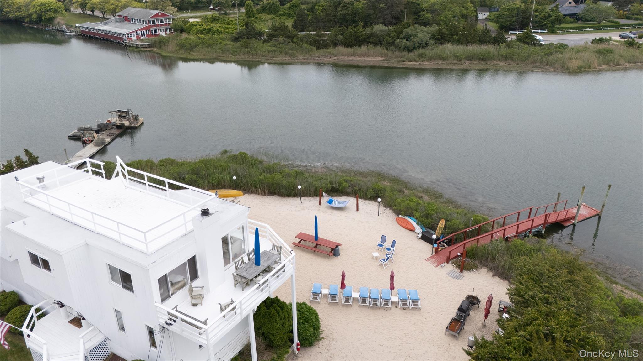 #5 photo, 19 Cold Spring Court, サフォーク郡 Southampton , NY 11968