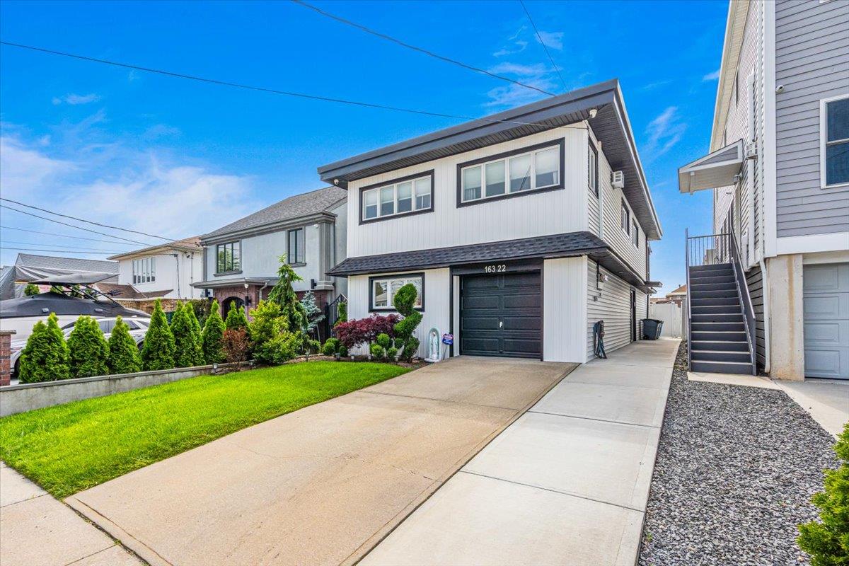 #1 photo, 16322 95th Street, クイーンズ区 Howard Beach , NY 11414