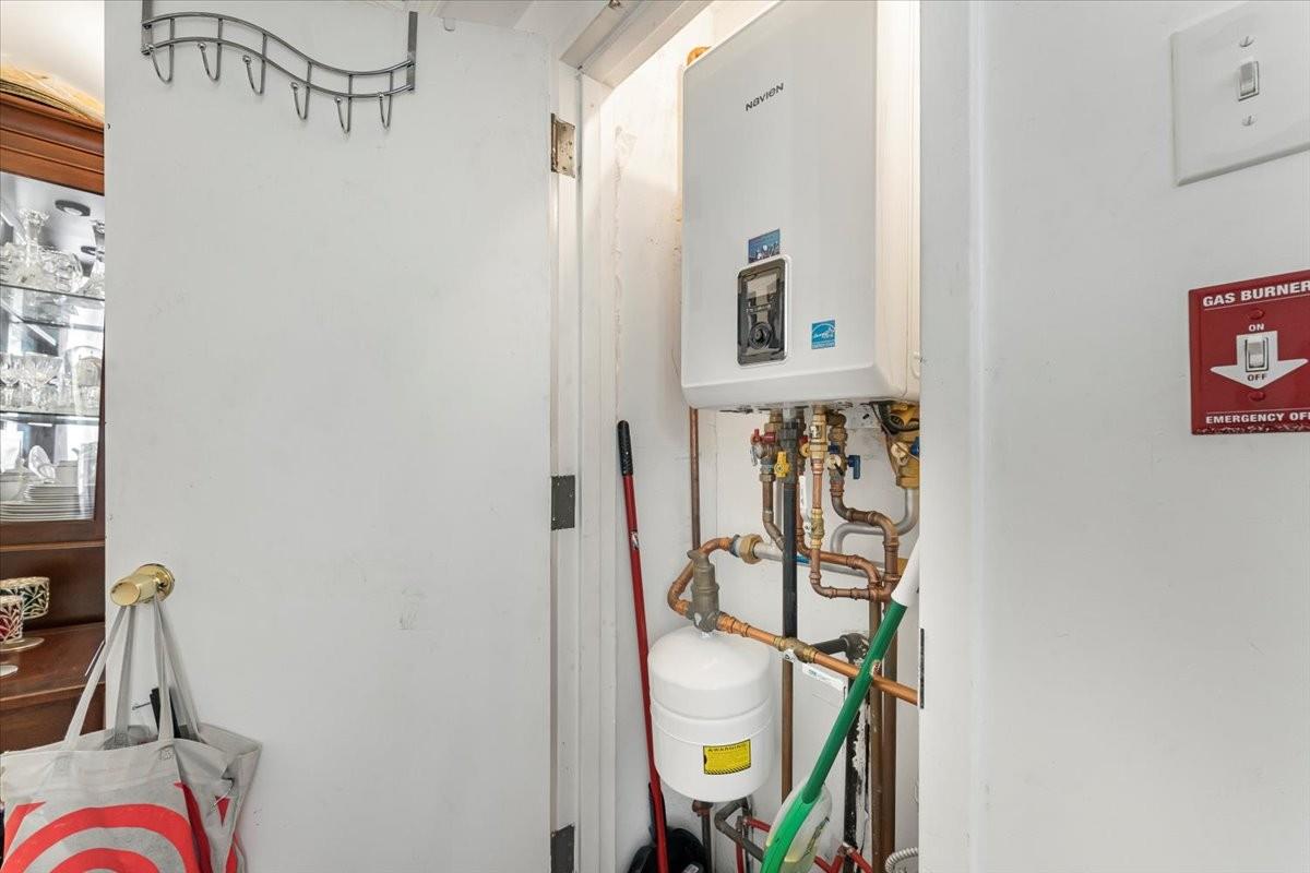 #19 photo, 6944 Thursby Avenue, クイーンズ区 Arverne , NY 11692