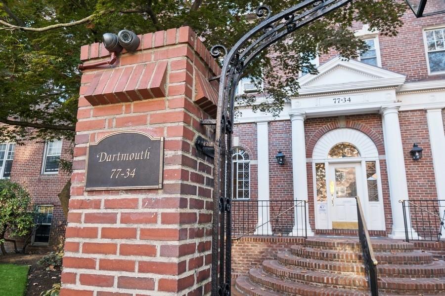 #12 photo, 77-34 113th Street, Forest Hills , NY 11375