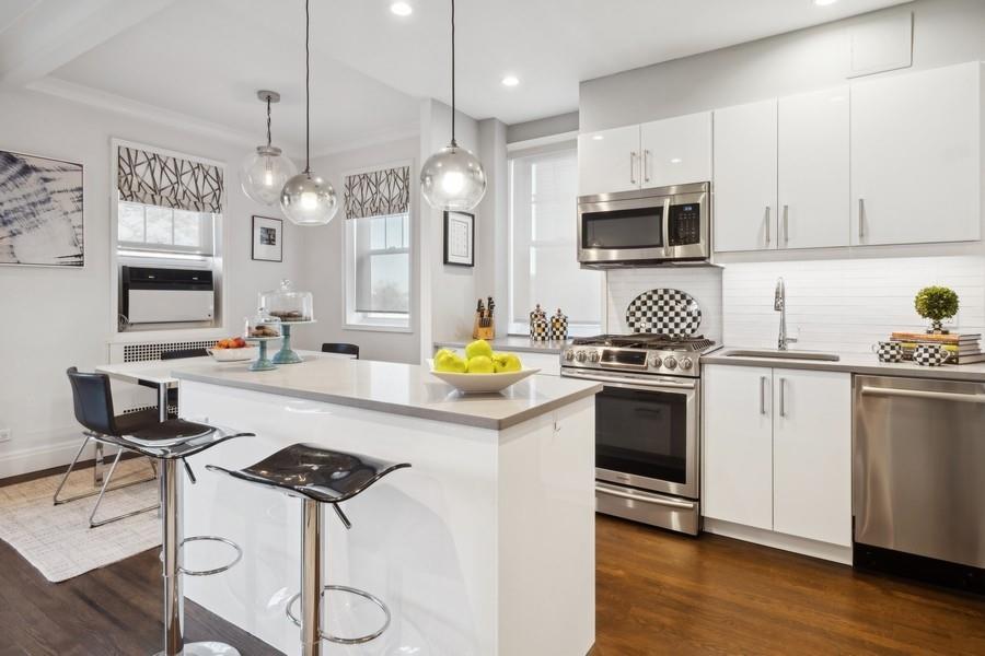 #5 photo, 77-34 113th Street, Forest Hills , NY 11375