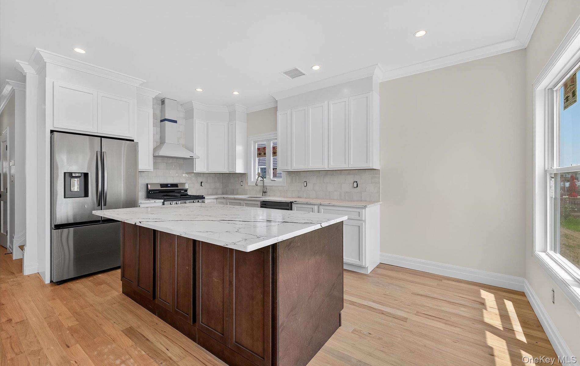 #6 photo, 1108 Washington Place, ナッソー郡 Baldwin Harbor , NY 11510