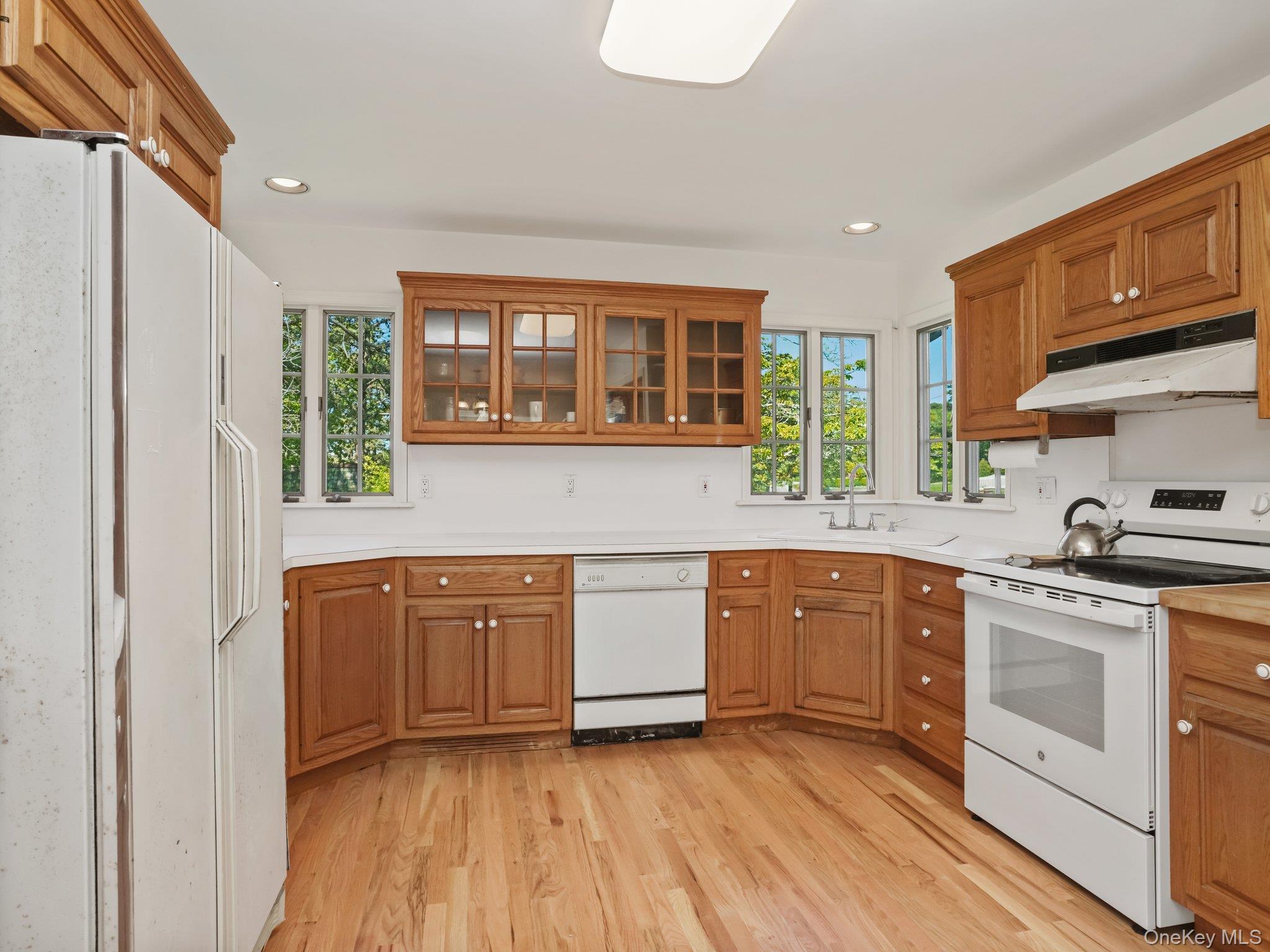 #10 photo, 6 Huckleberry Lane, サフォーク郡 Hampton Bays , NY 11946