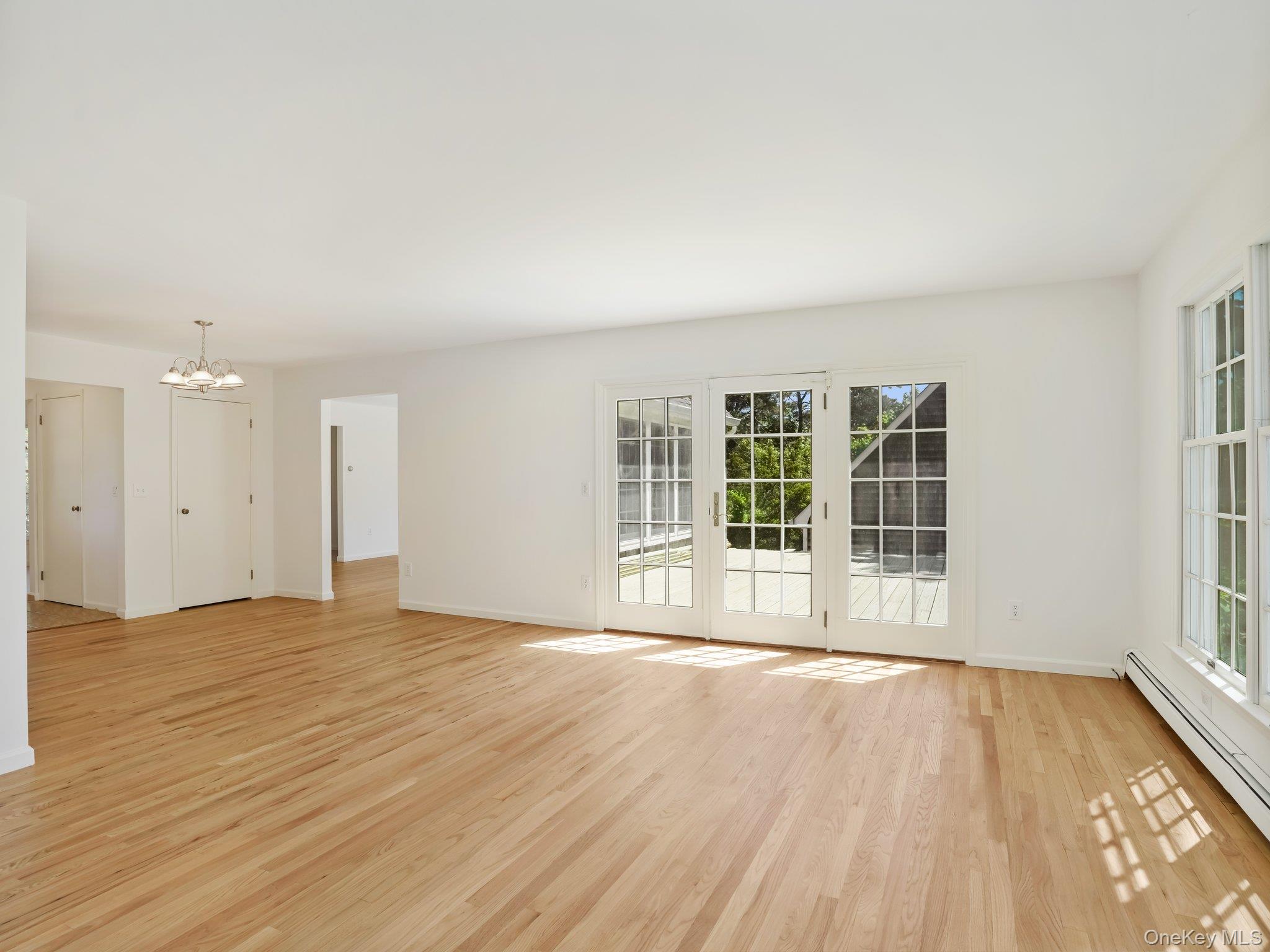 #15 photo, 6 Huckleberry Lane, サフォーク郡 Hampton Bays , NY 11946