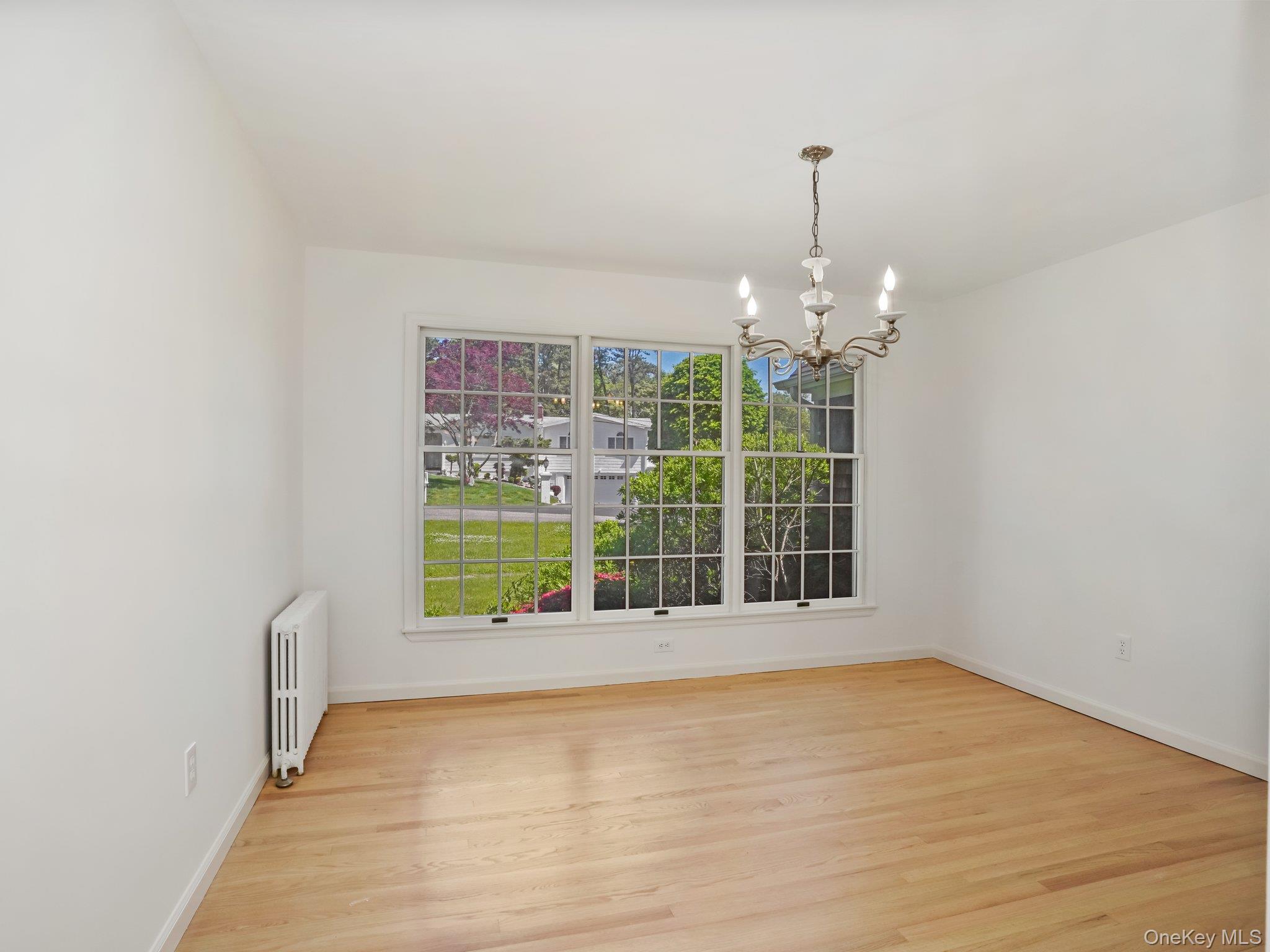 #20 photo, 6 Huckleberry Lane, サフォーク郡 Hampton Bays , NY 11946