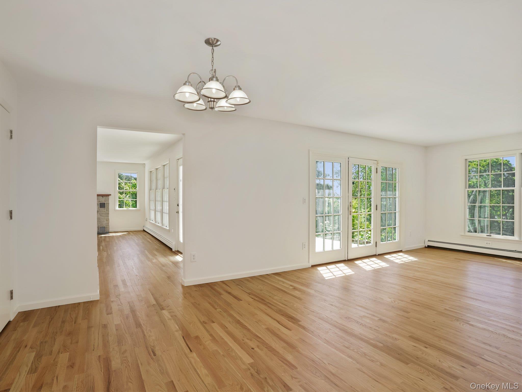 #6 photo, 6 Huckleberry Lane, サフォーク郡 Hampton Bays , NY 11946