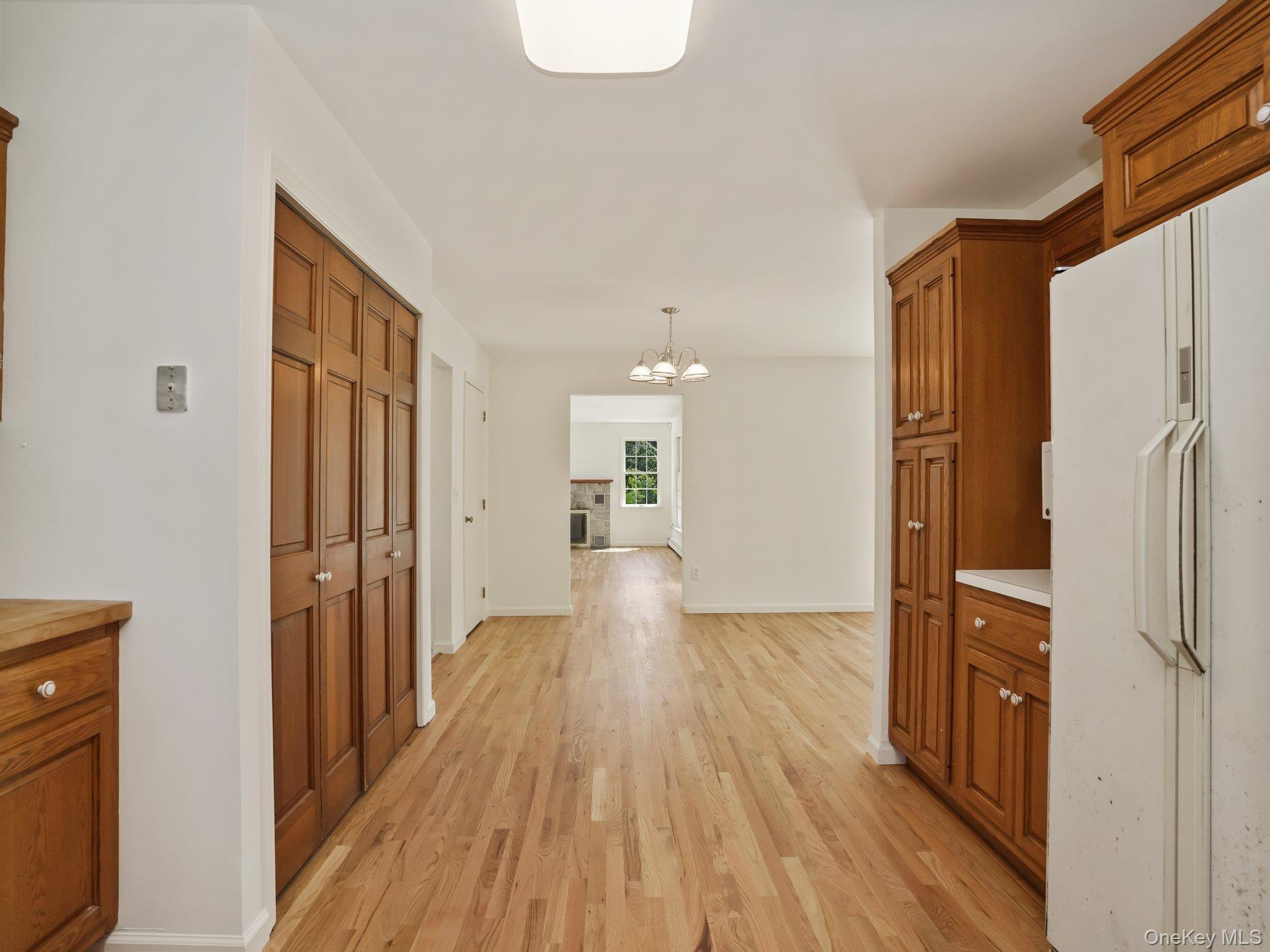 #8 photo, 6 Huckleberry Lane, サフォーク郡 Hampton Bays , NY 11946