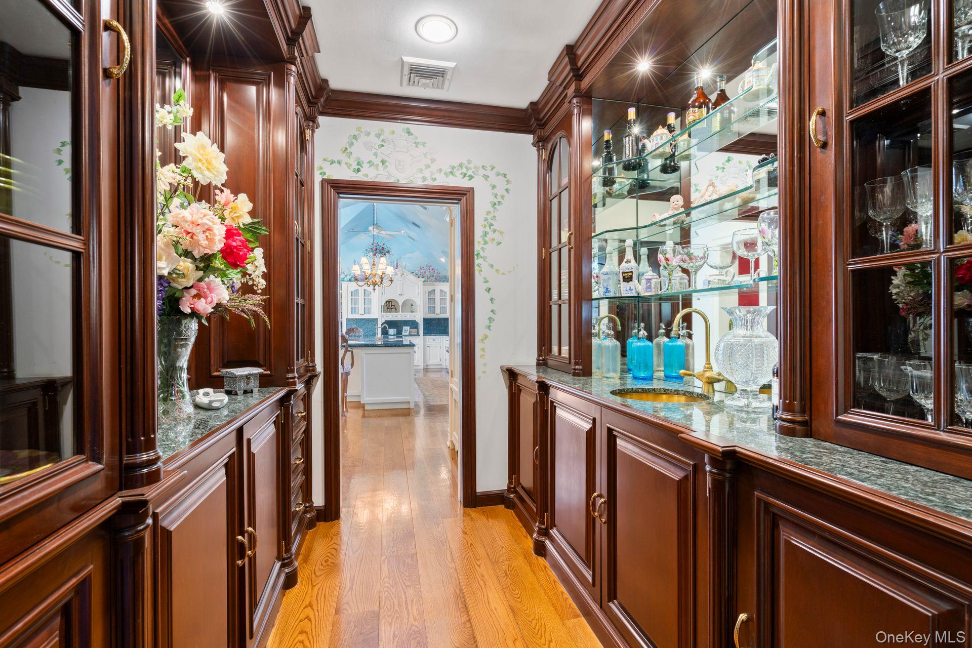 #14 photo, 8 Stonegate Lane, ナッソー郡 Old Brookville , NY 11545