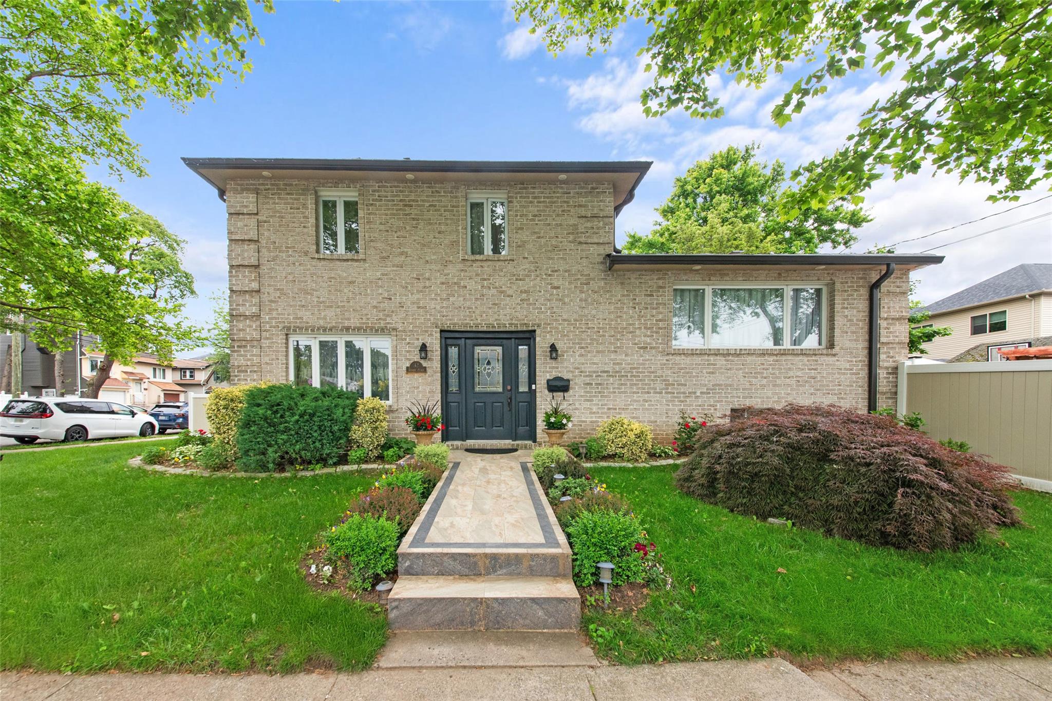 #1 photo, 32 Henry Place, جزيرة ستاتن Staten Island , NY 10305