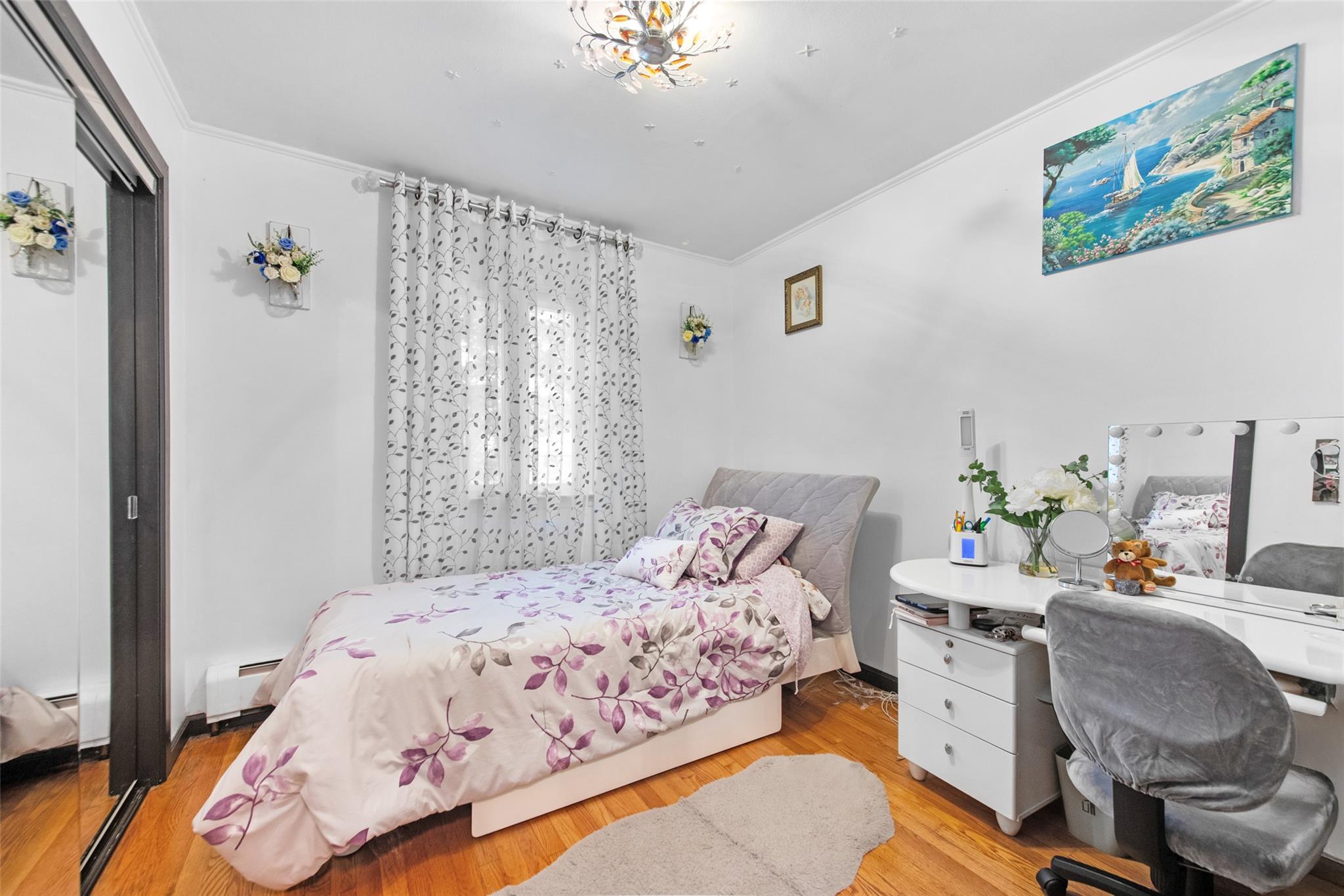 #11 photo, 32 Henry Place, Staten Island , NY 10305