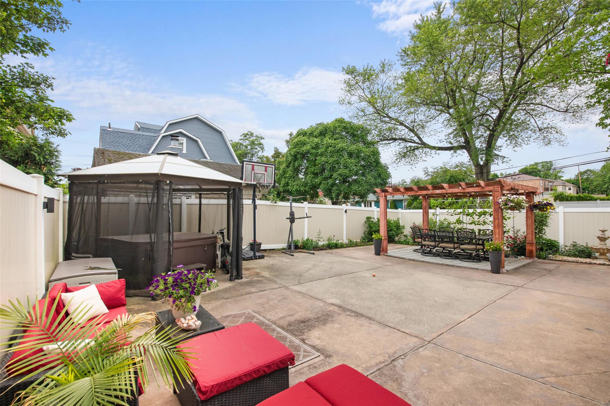 #15 photo, 32 Henry Place, Staten Island , NY 10305