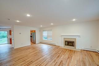 #5 photo, 576 Boxwood Drive, Shirley , NY 11967