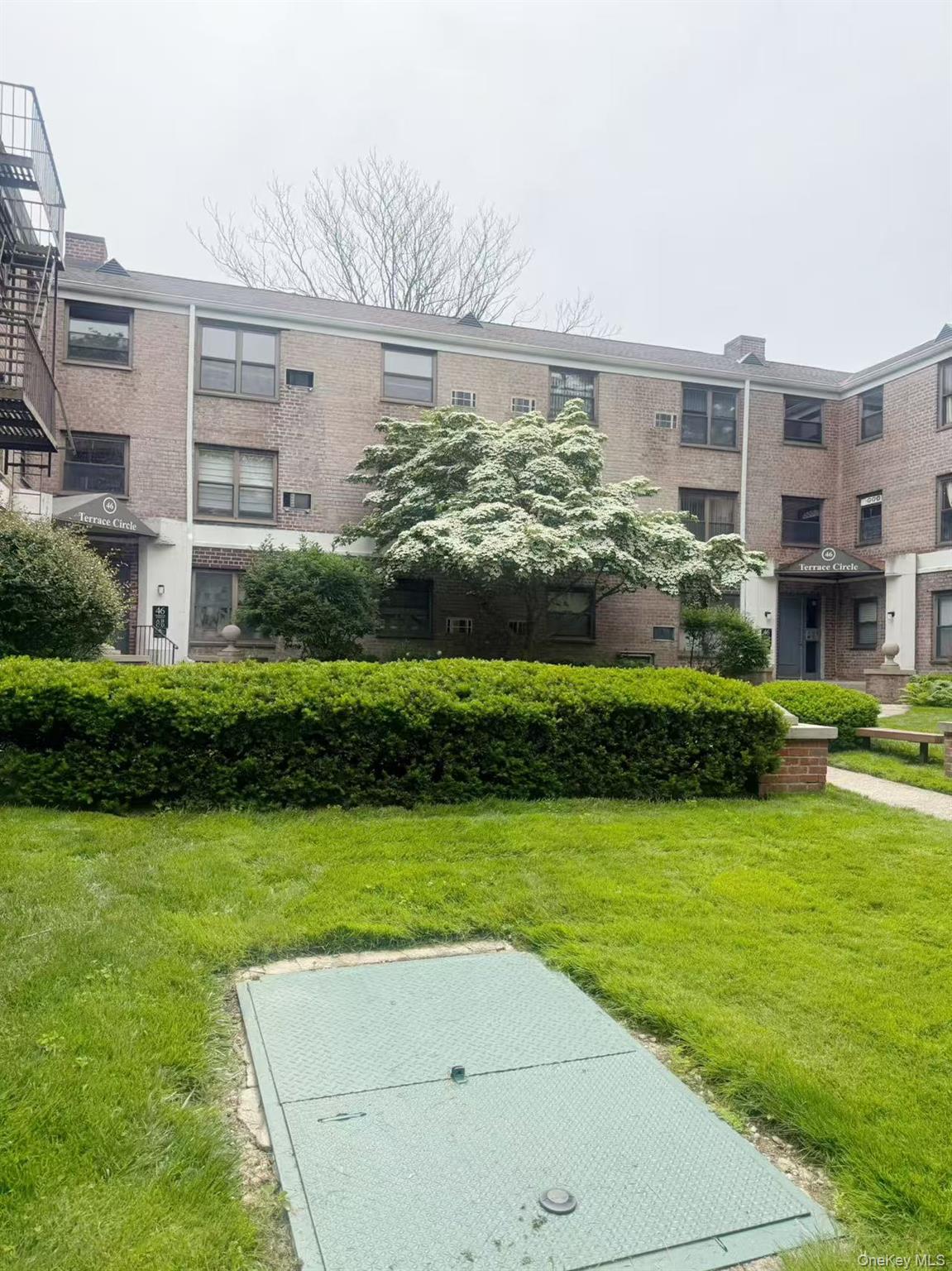 #5 photo, 46 Terrace Circle, Great Neck , NY 11021