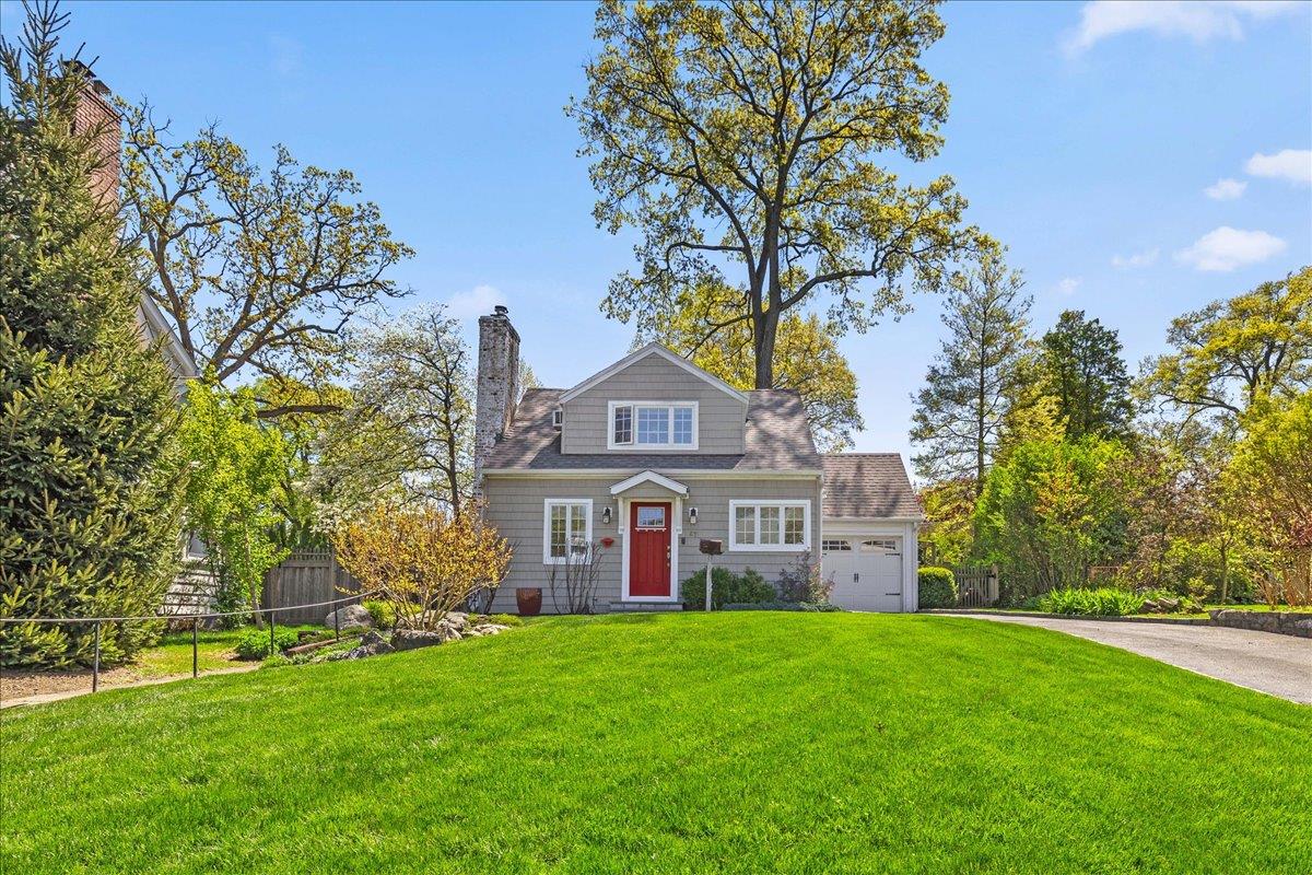 #1 photo, 27 Smith Avenue, White Plains , NY 10605