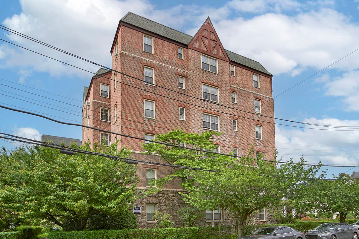 #1 photo, 151 Centre Avenue, New Rochelle , NY 10805