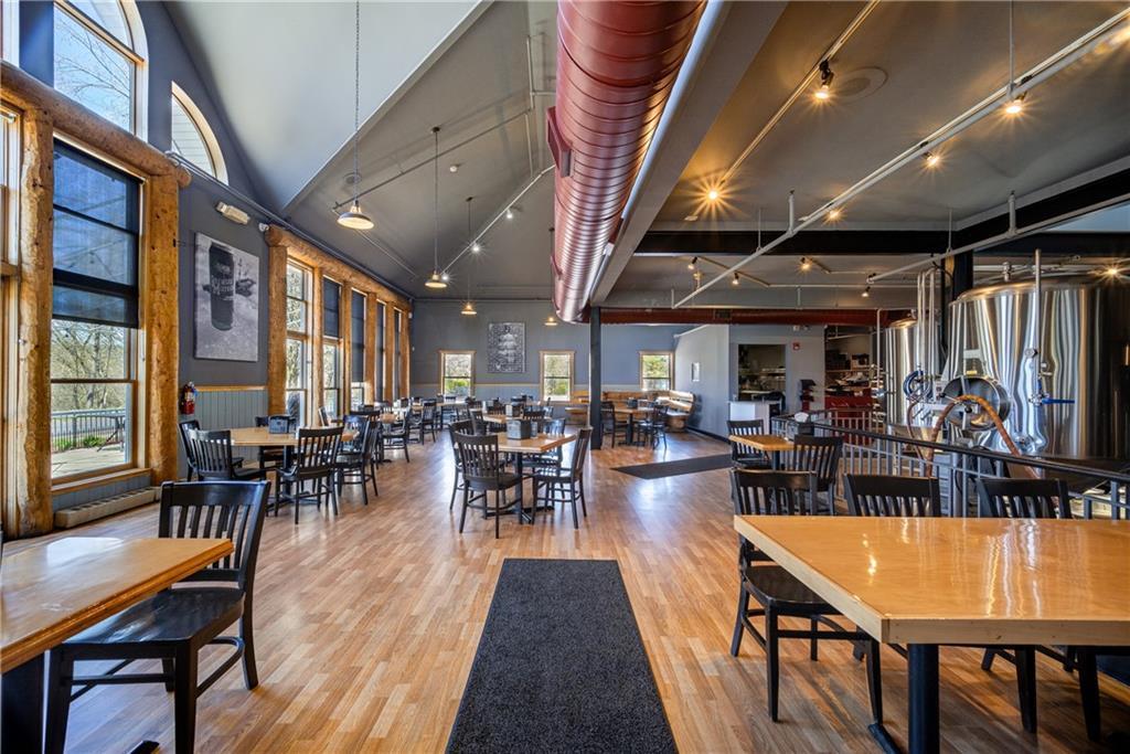 #10 photo, 3 Main Street, New Paltz , NY 12561