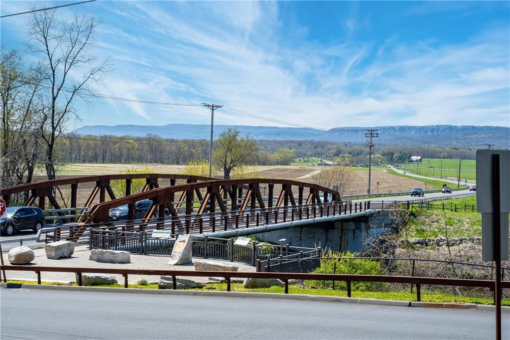 #6 photo, 3 Main Street, New Paltz , NY 12561