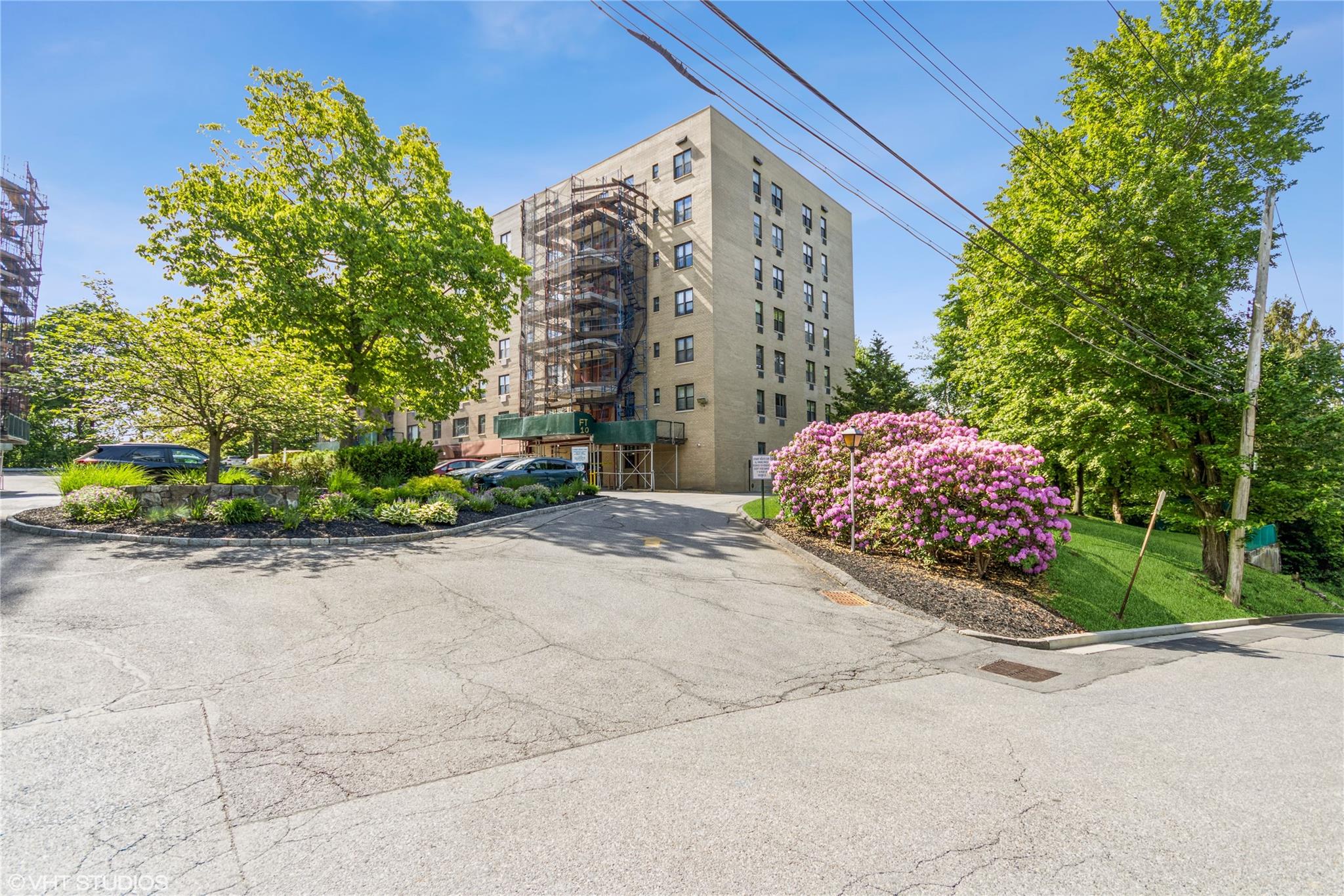 #1 photo, 35 Stewart Place, Mount Kisco , NY 10549
