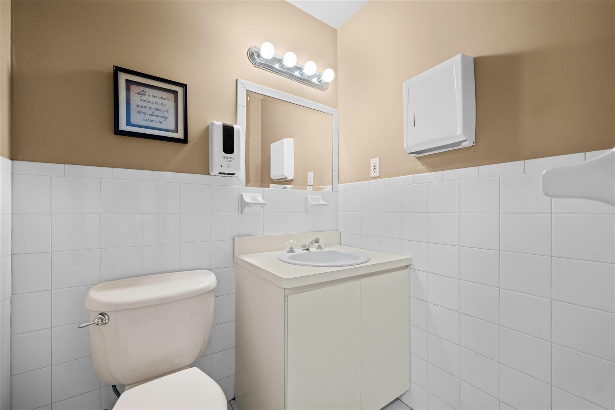 #10 photo, 10 Hunter Avenue, サフォーク郡 Miller Place , NY 11764