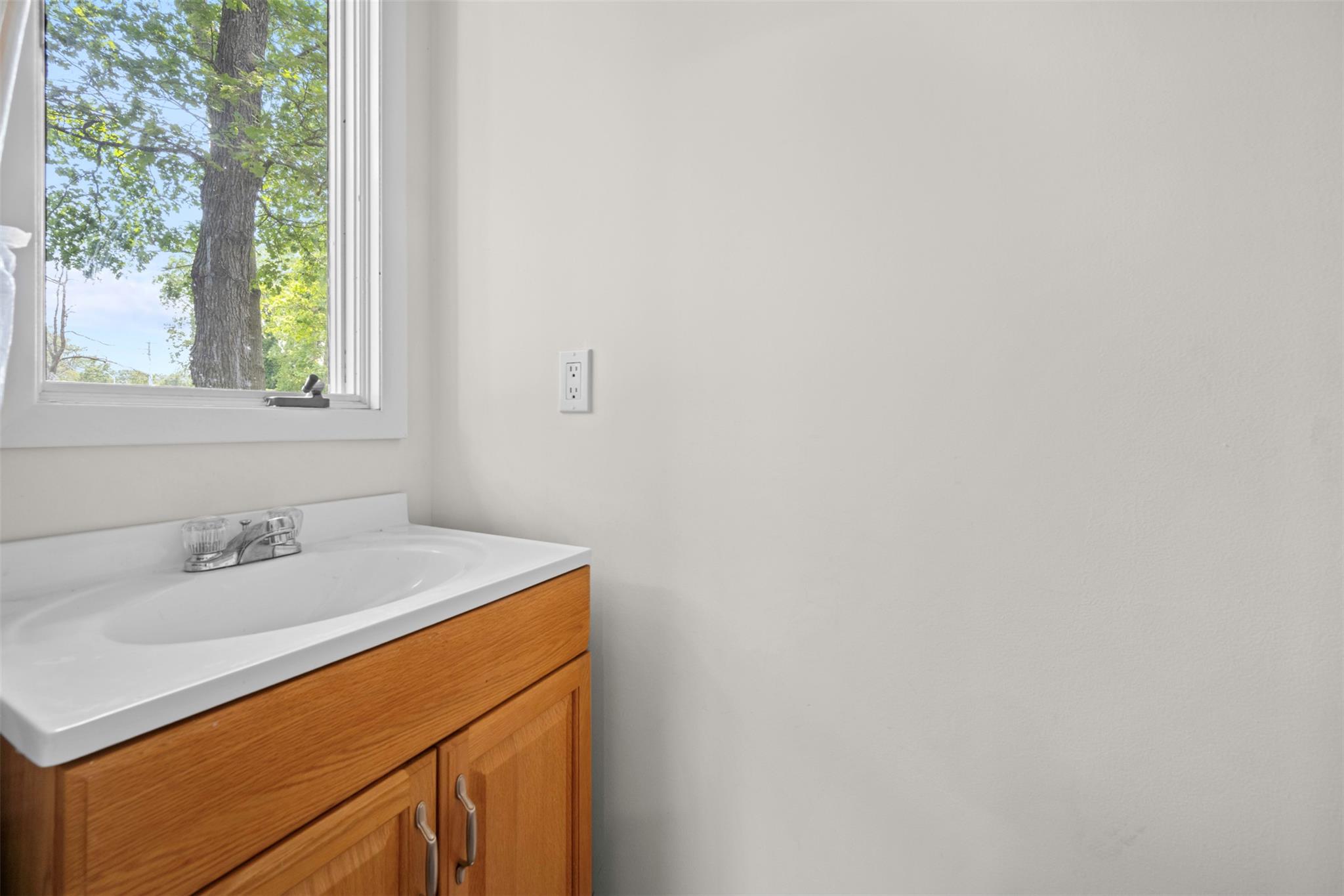 #14 photo, 10 Hunter Avenue, サフォーク郡 Miller Place , NY 11764