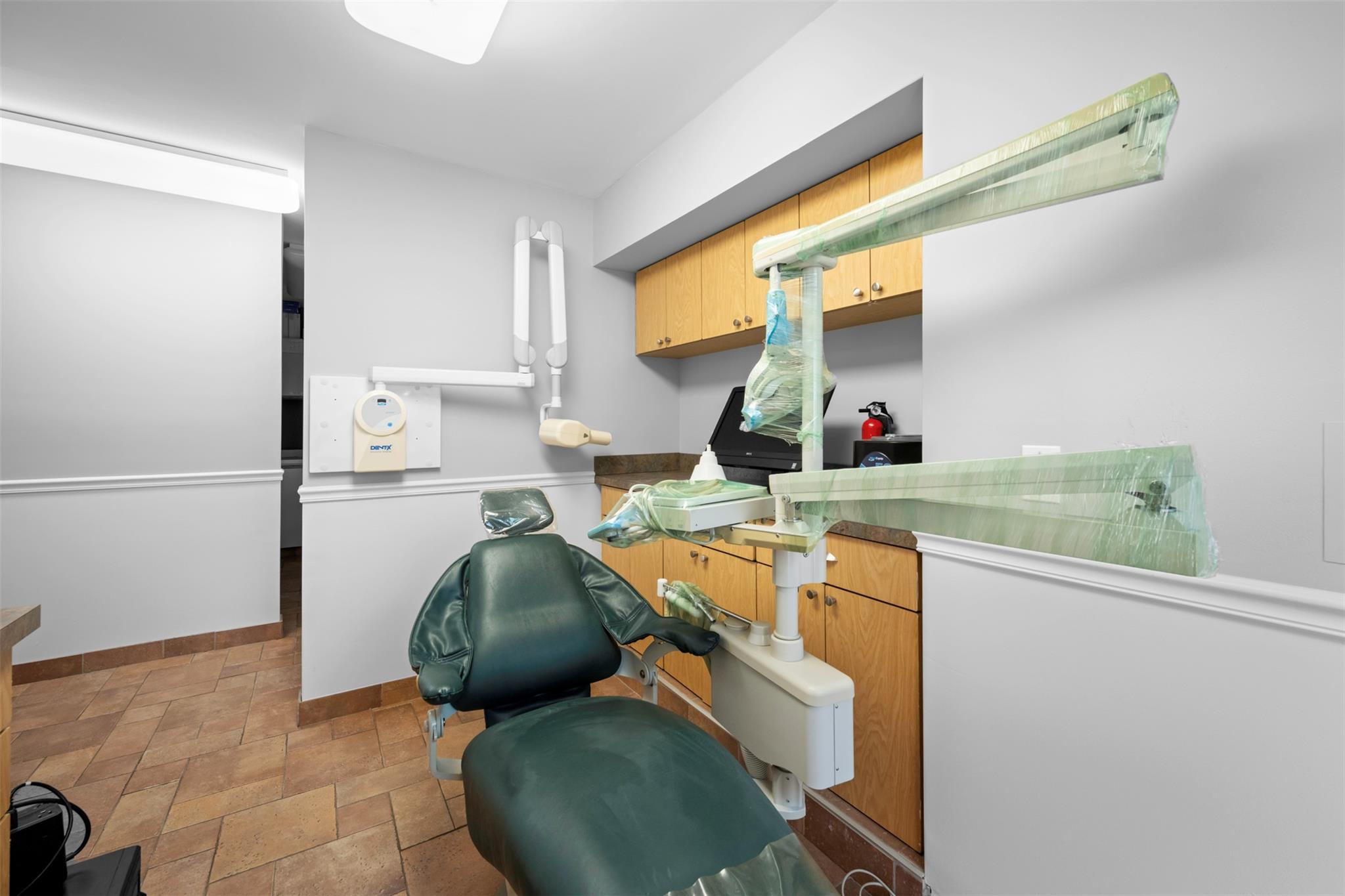 #16 photo, 10 Hunter Avenue, サフォーク郡 Miller Place , NY 11764