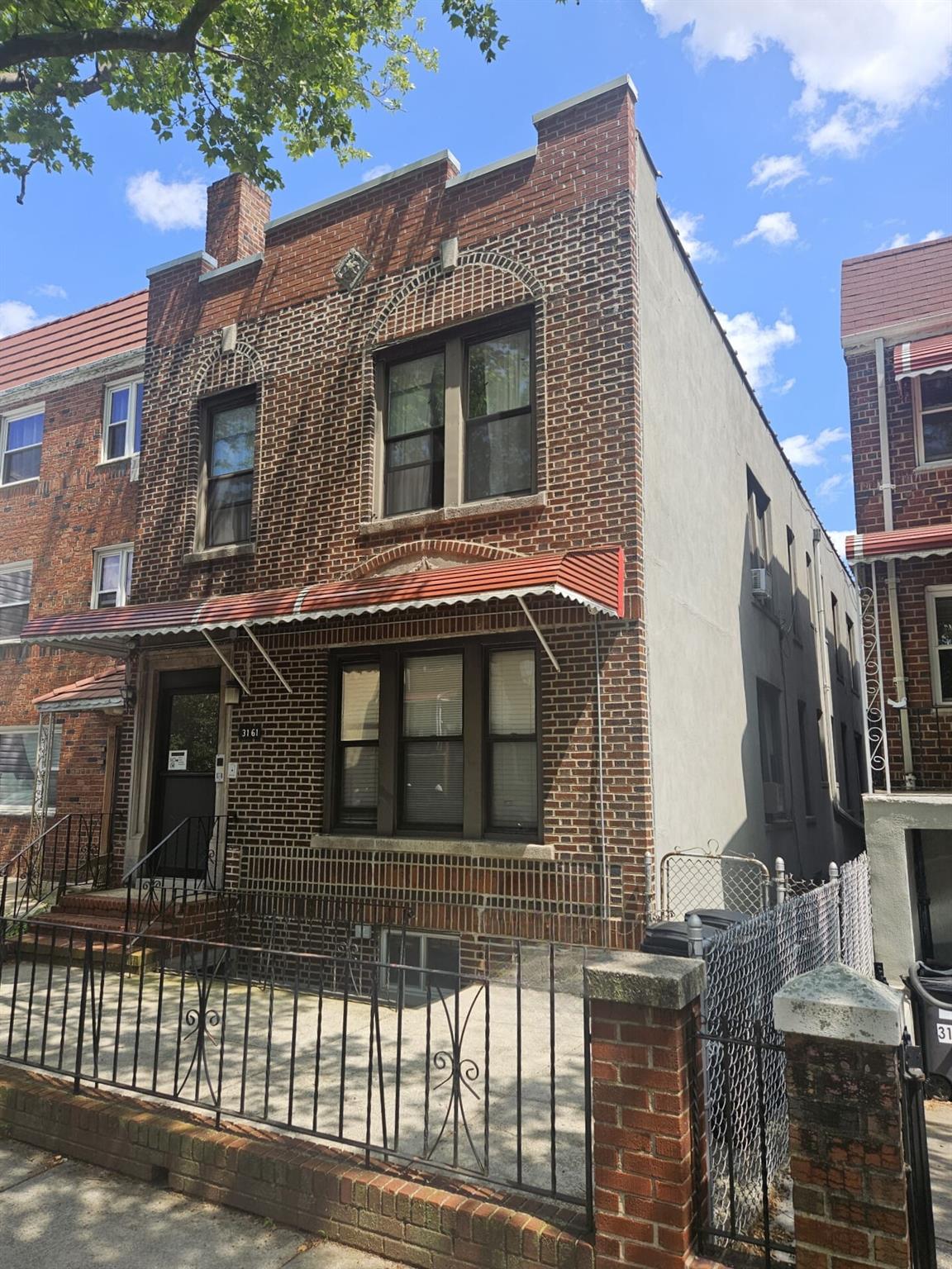 #3 photo, 31-61 43 Street, Astoria , NY 11103