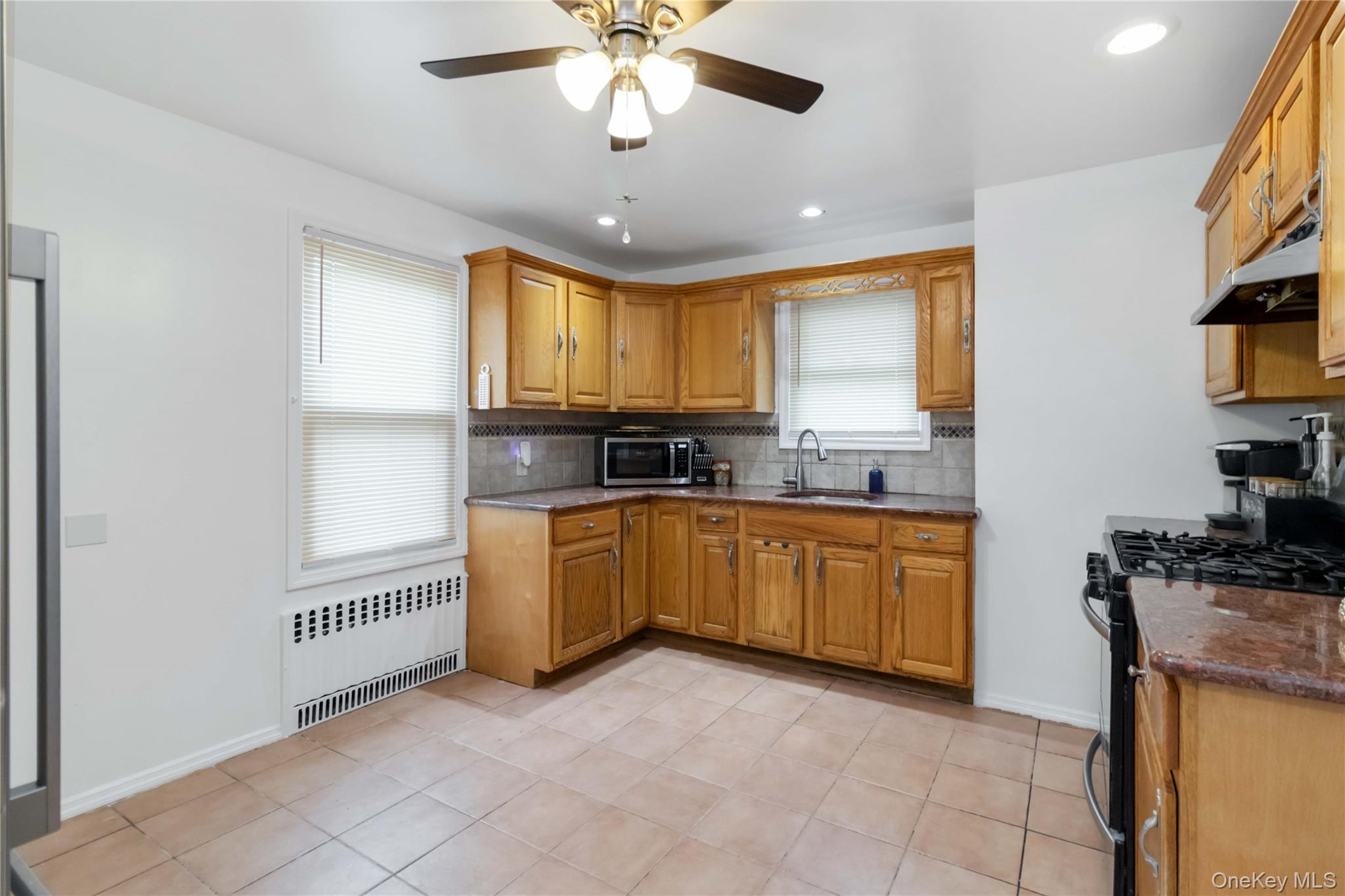 #11 photo, 114-18 175th Street, クイーンズ区 Addisleigh Park , NY 11434