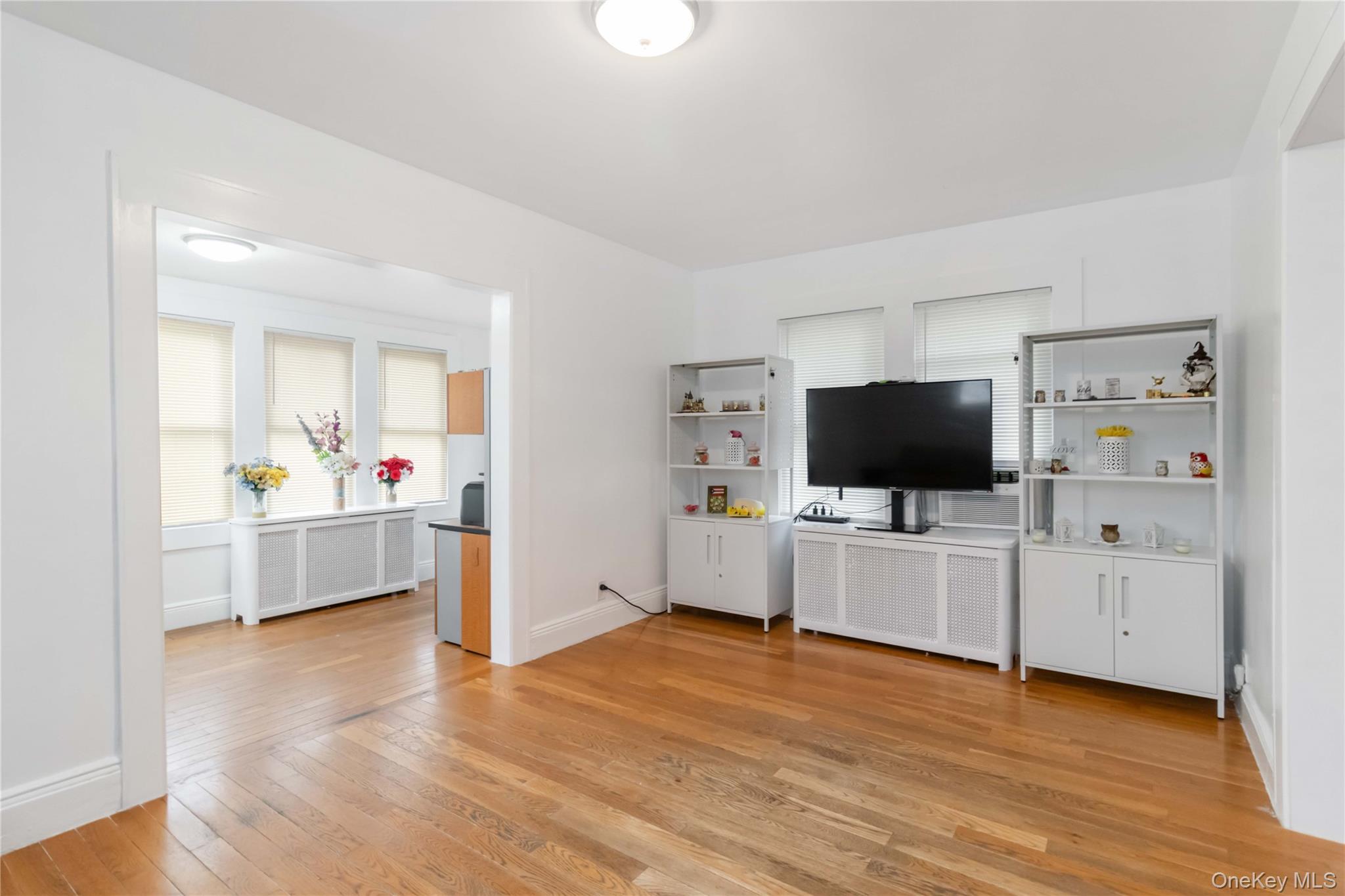 #2 photo, 114-18 175th Street, クイーンズ区 Addisleigh Park , NY 11434