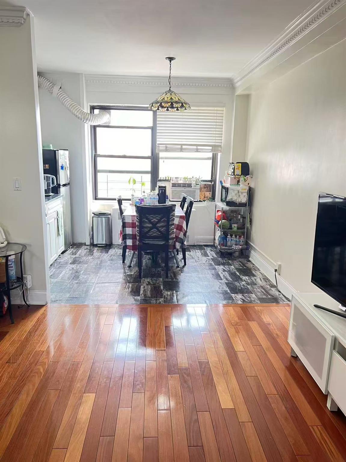 #4 photo, 99-05 63rd Drive, クイーンズ区 Rego Park , NY 11374