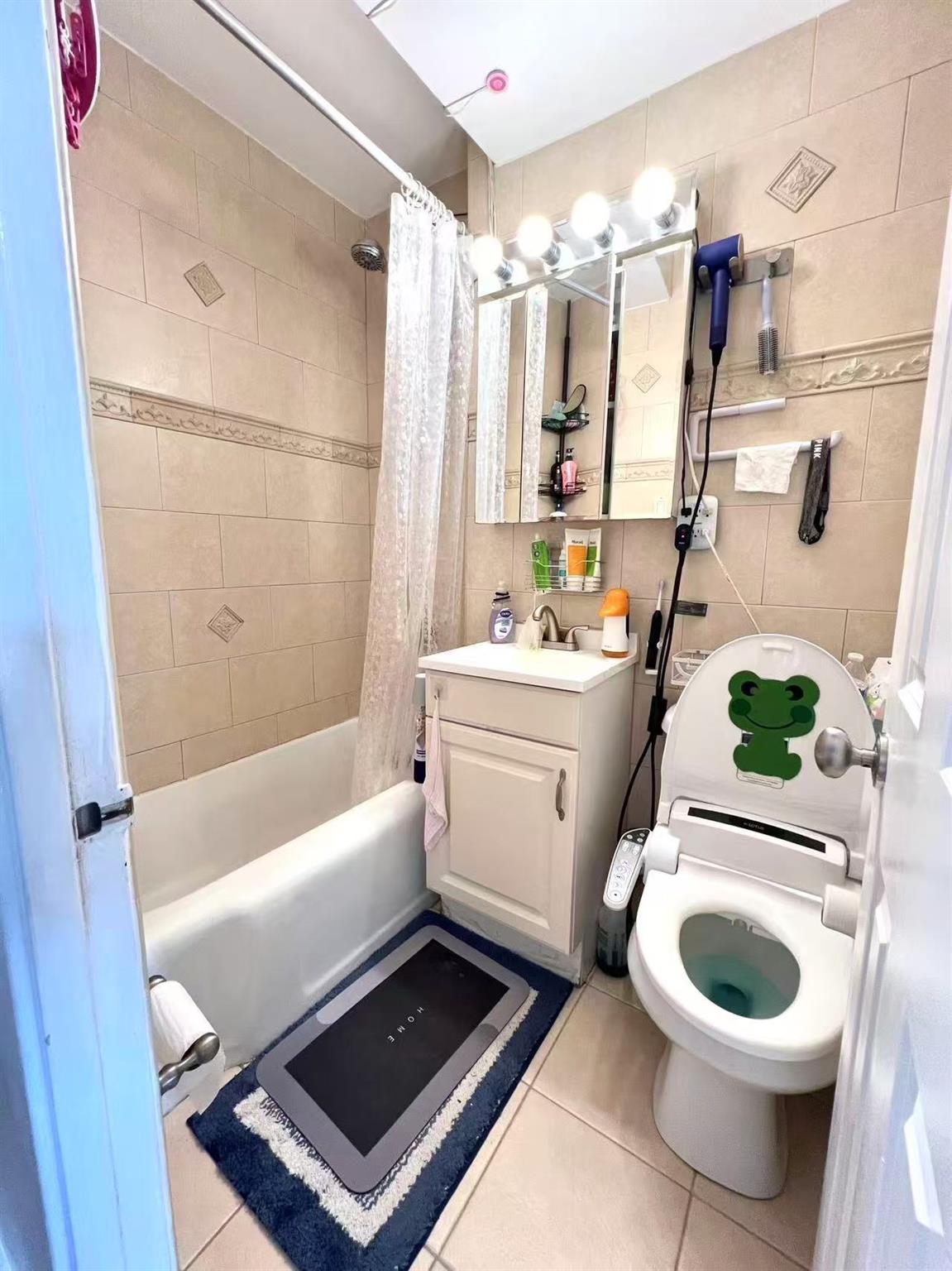 #6 photo, 99-05 63rd Drive, クイーンズ区 Rego Park , NY 11374