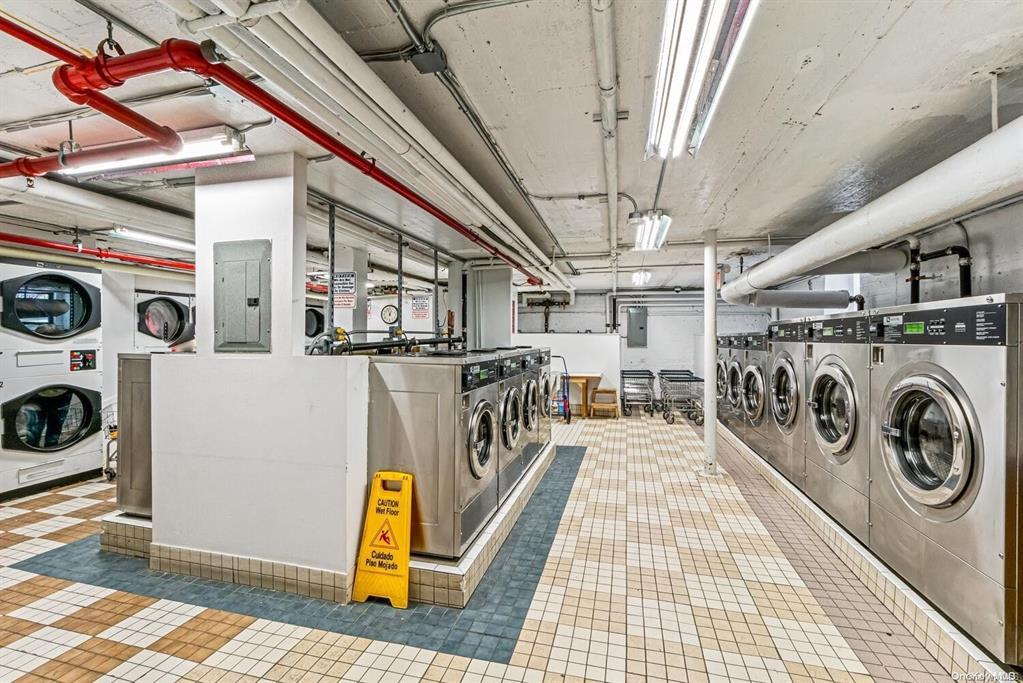 #3 photo, 89-10 35th Avenue, クイーンズ区 Jackson Heights , NY 11372