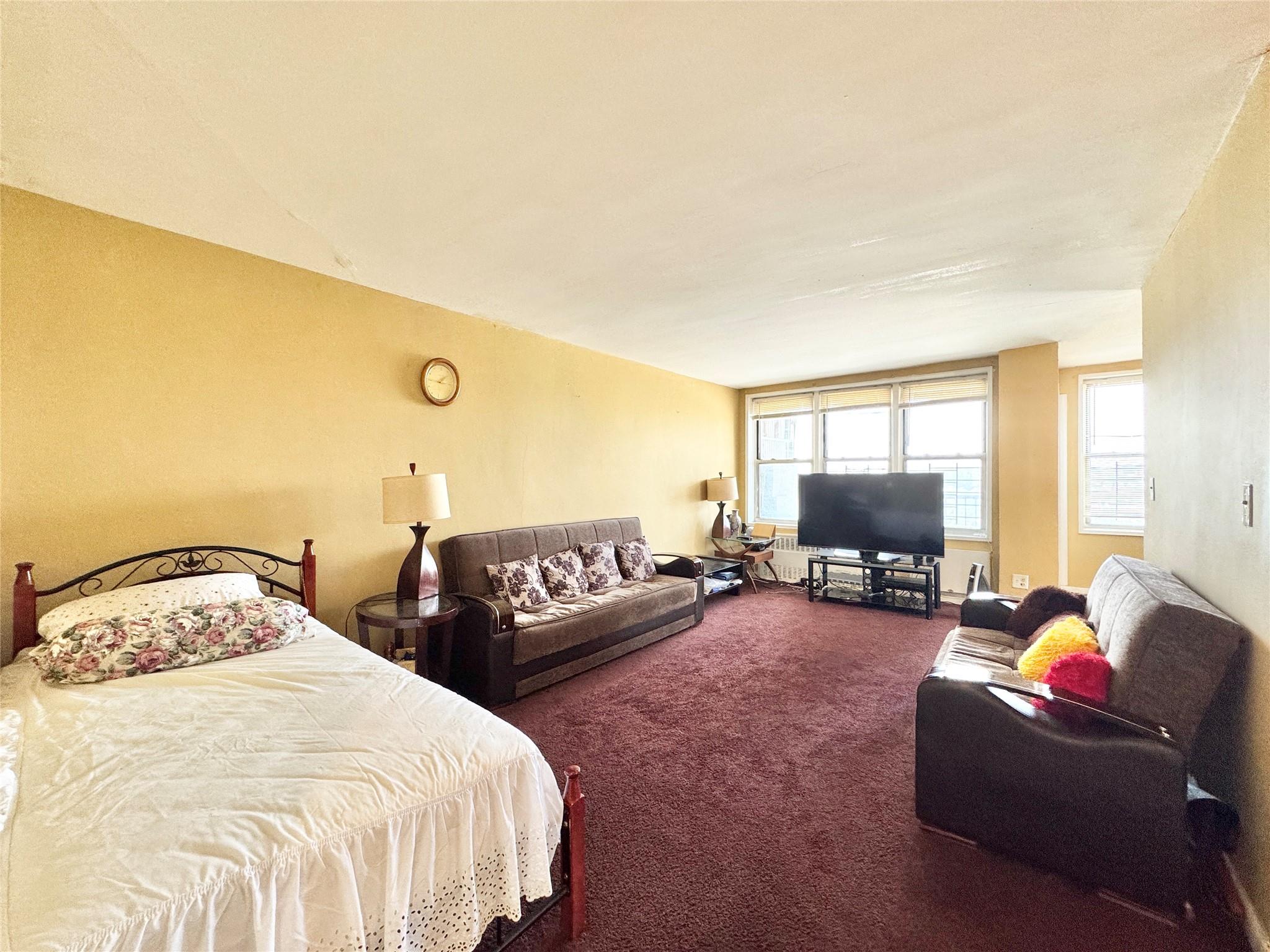 #5 photo, 86-16 60th Avenue, Elmhurst , NY 11373