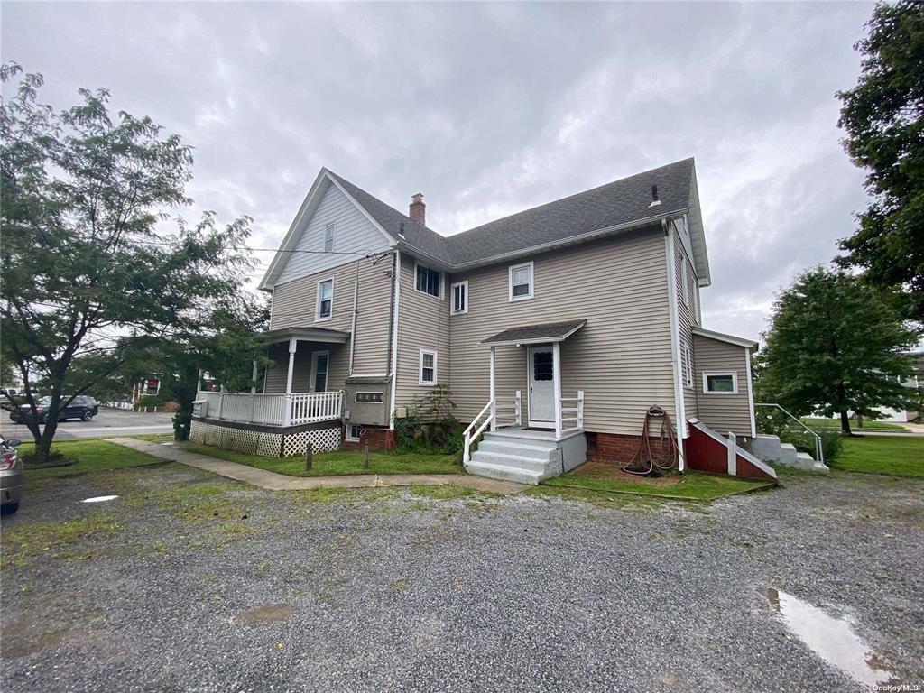 #1 photo, 721 S Wellwood Avenue, Lindenhurst , NY 11757