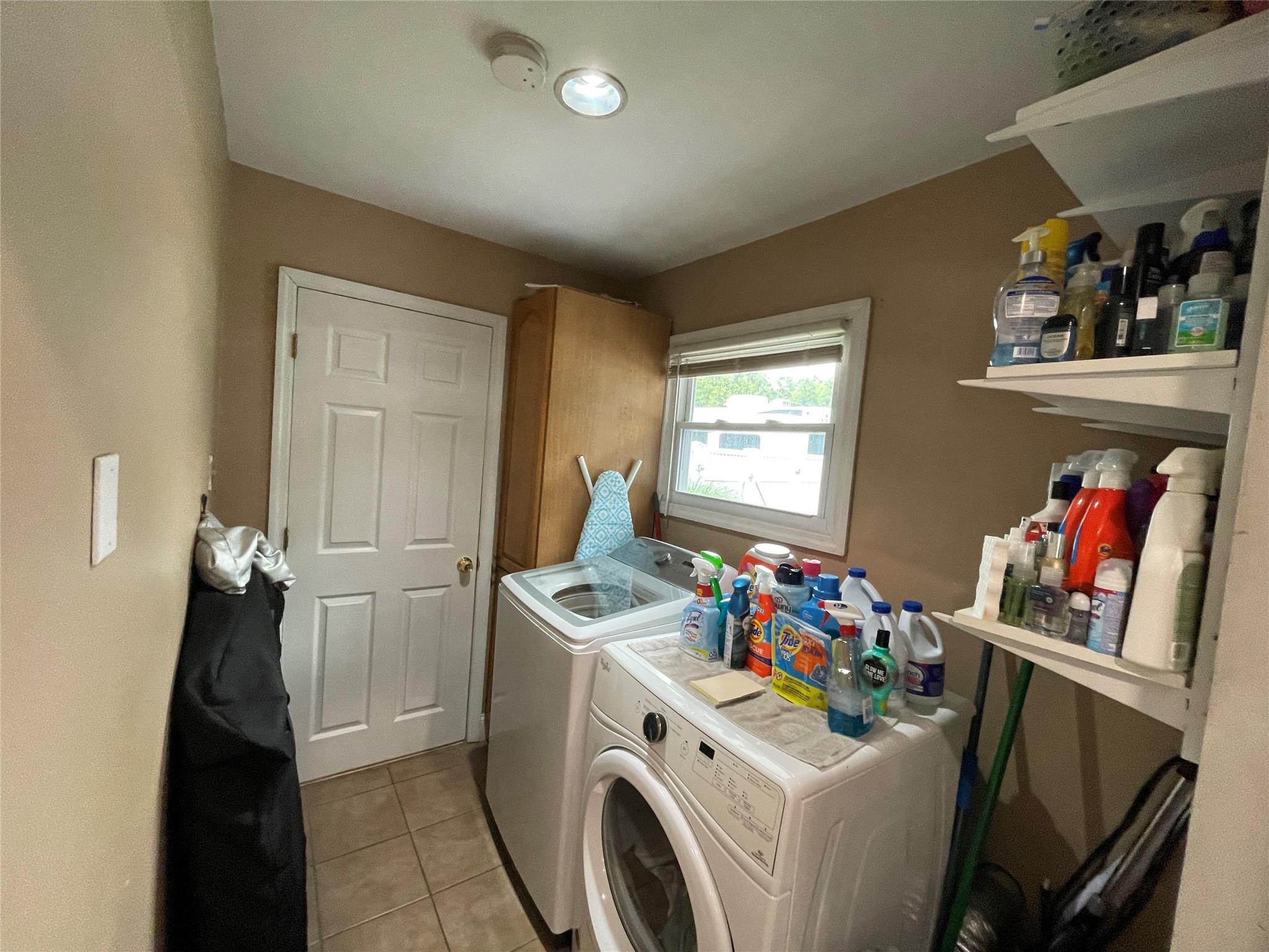 #20 photo, 2 Merritt Lane, サフォーク郡 Center Moriches , NY 11934