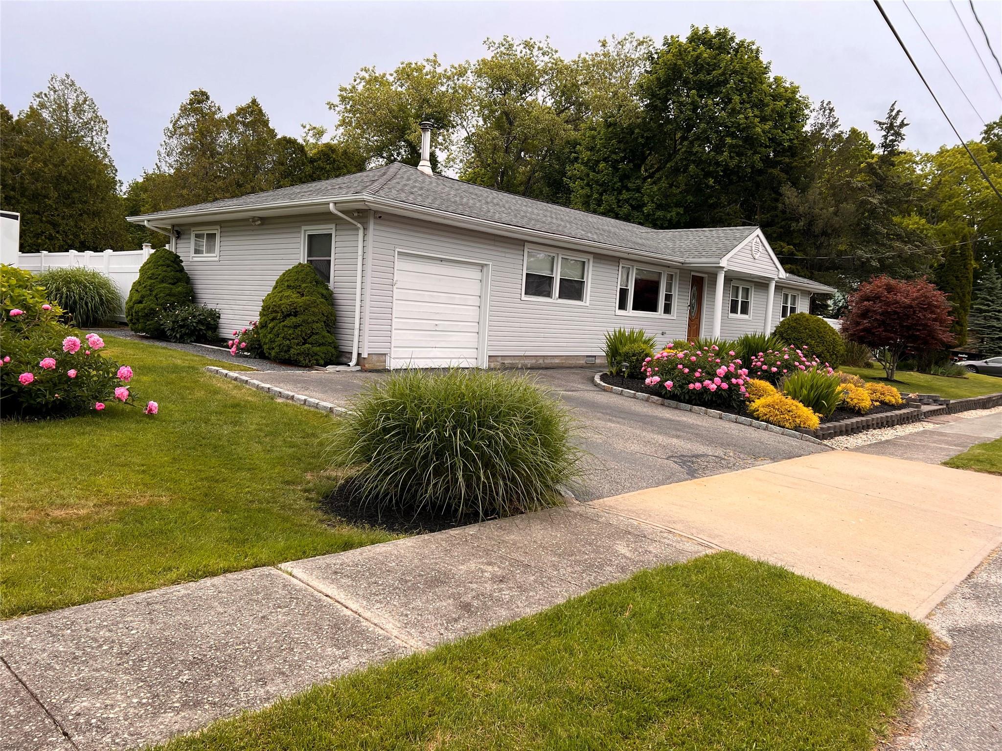 #5 photo, 2 Merritt Lane, サフォーク郡 Center Moriches , NY 11934