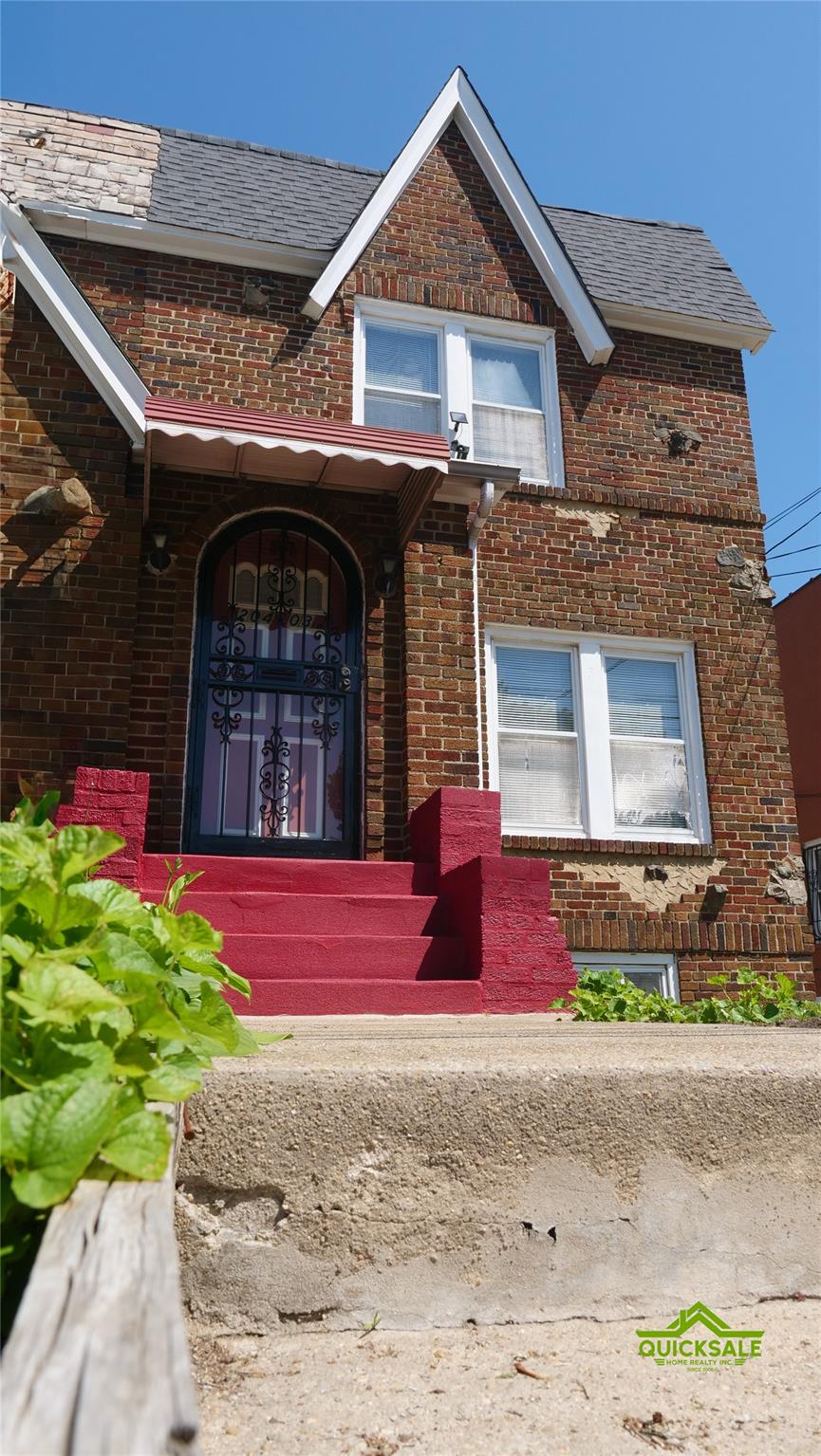 #1 photo, 204-03 Murdock Avenue, كوينز Saint Albans , NY 11412
