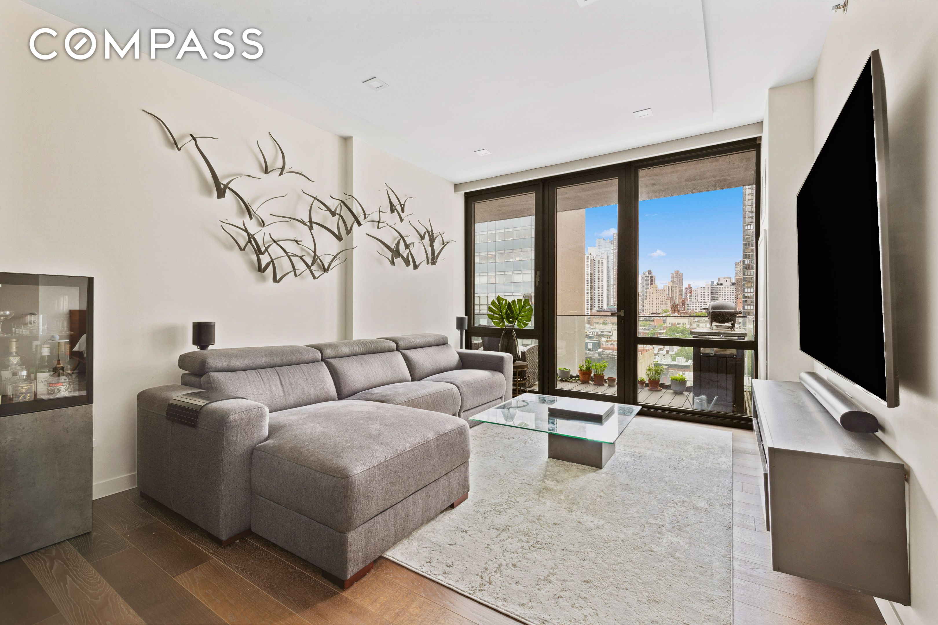 #1 photo, 302 E 96th Street, Upper East Side , NY 10128
